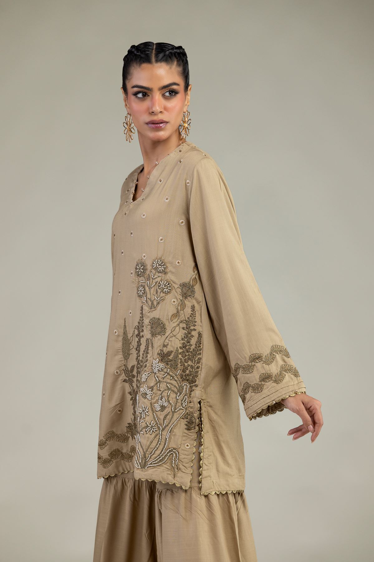 Embroidered Raw Silk Floral V-Neck Kurta - 2-26-203-A-F1-VG