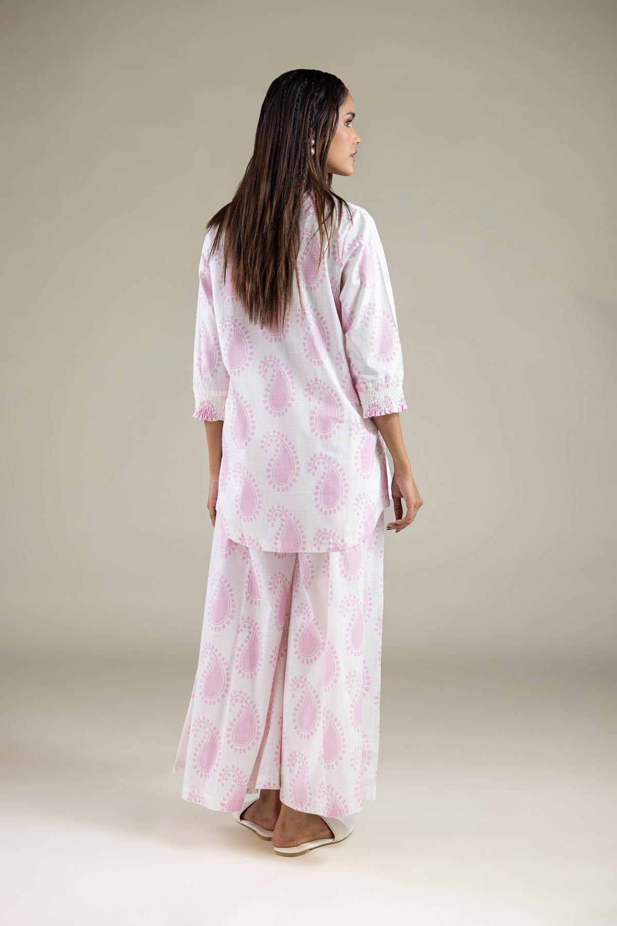 Embroidered Textured Cotton Kurta - 1-26-123-A-G-VG