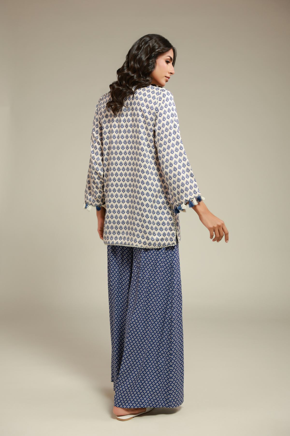 Embroidered Viscose Kurta - 1-26-101-A-A-VG