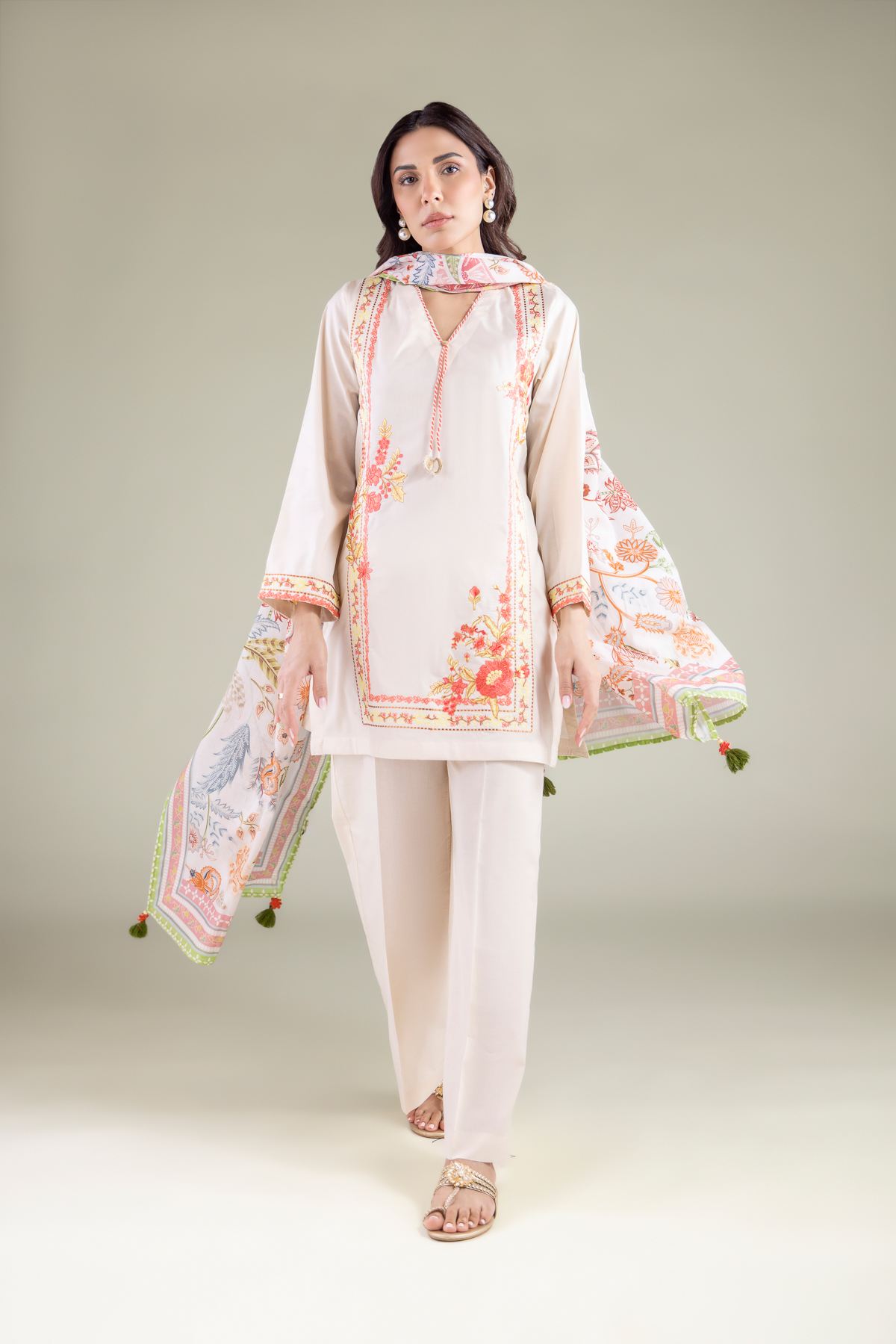 Embroidered Lawn Floral Lawn Dupatta - 26-01-3E7-04SA-VG