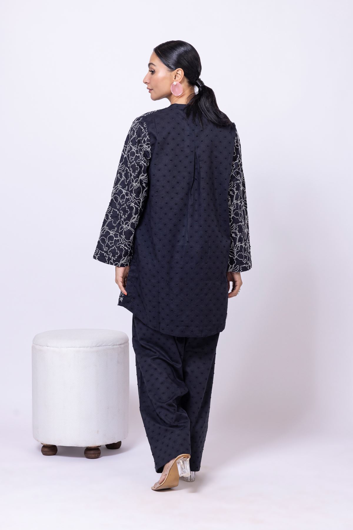 Embroidered Cross Slub Broshia Kurta - 25-10-11E12-03TB-VG