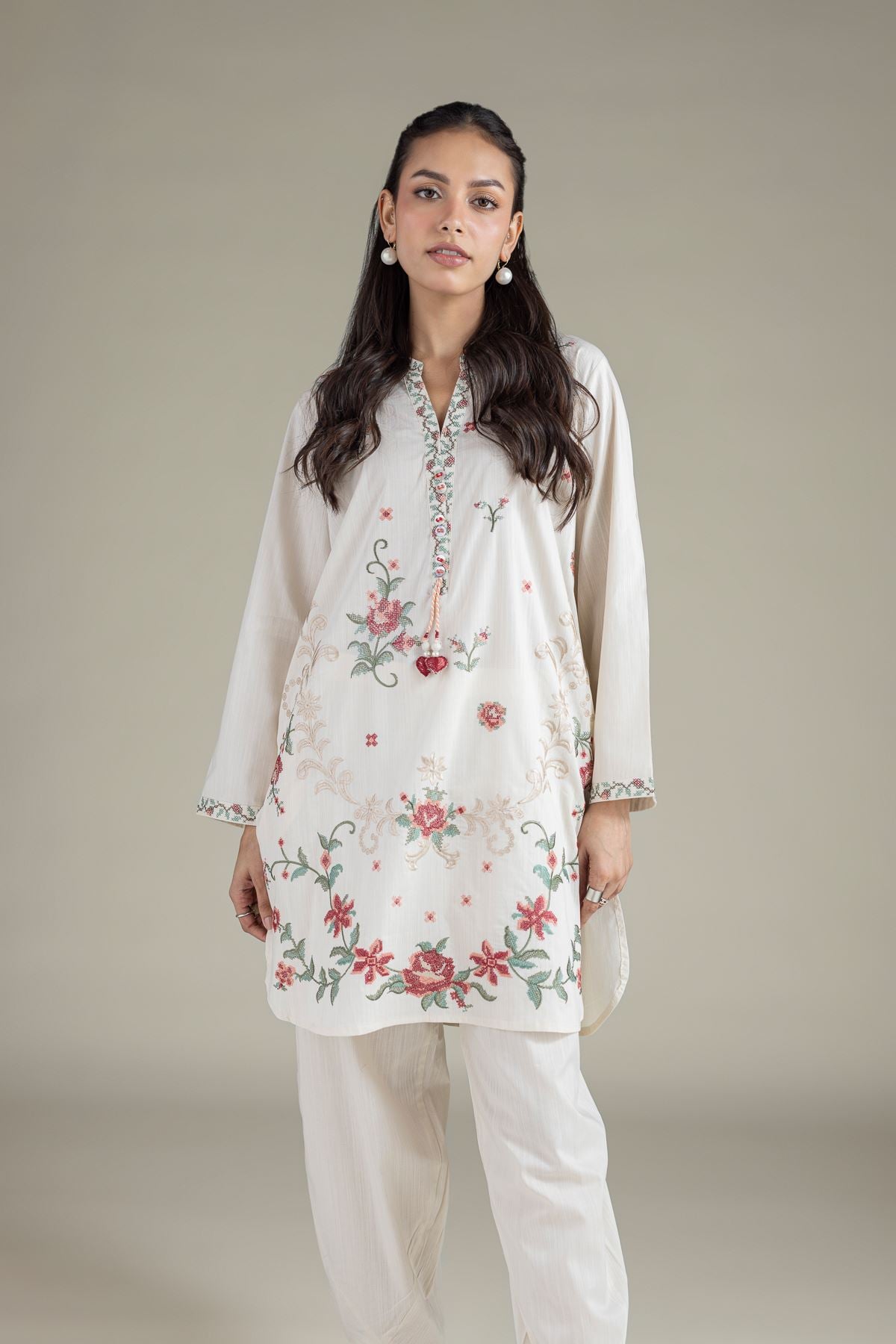Embroidered Textured Cambric Floral V-Neck Kurta - 25-00-X2-05TA-VG