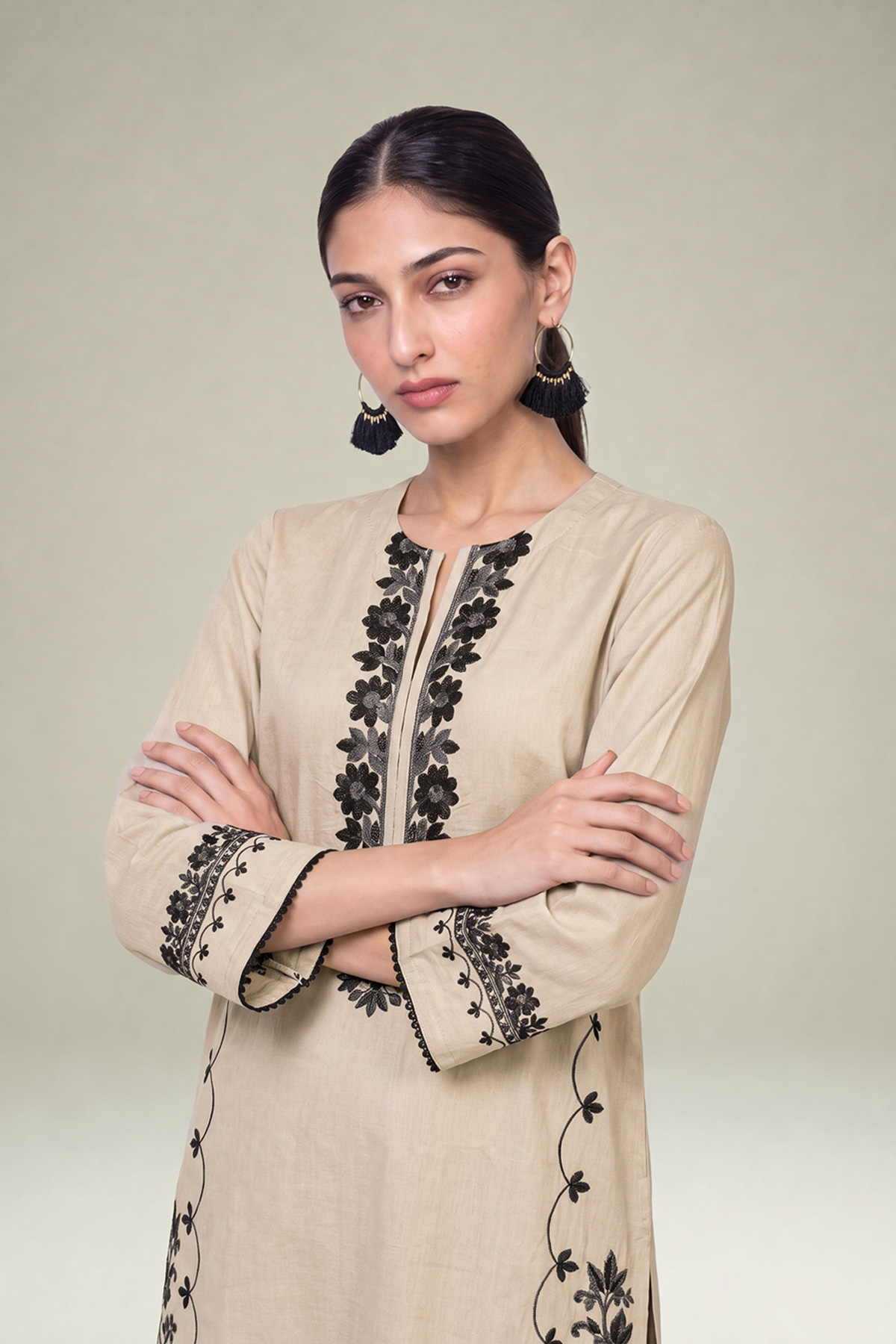 Embroidered Cambric Floral Cambric Kurta - 1-26-309-B-D1-VG