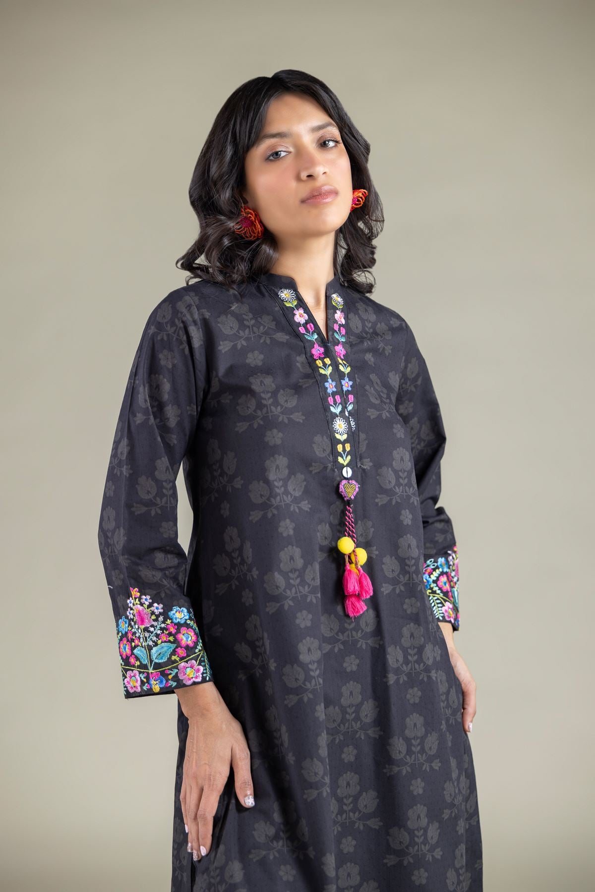 Embroidered Cotton Dobby Kurta - 1-26-108-A-F-VG