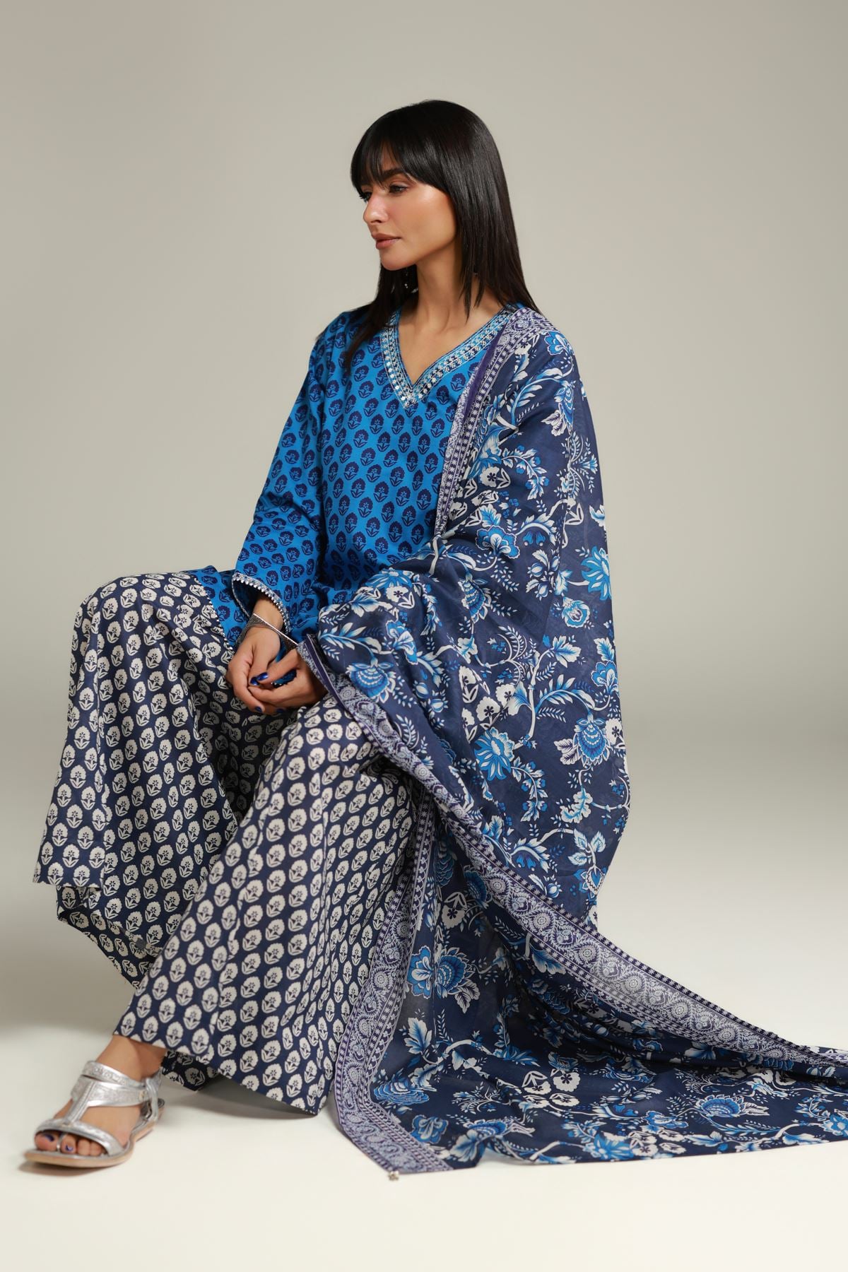 Embroidered Cambric Short Blue Kurta - T-A22-26-114FB2-VG
