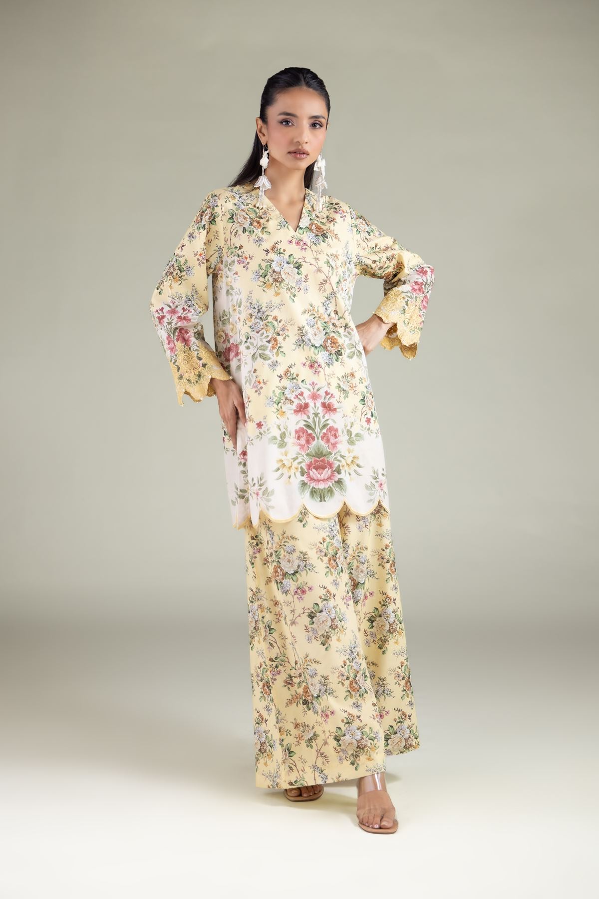 Embroidered Cambric Floral V-Neck Kurta - 2-26-112-A-F-VG