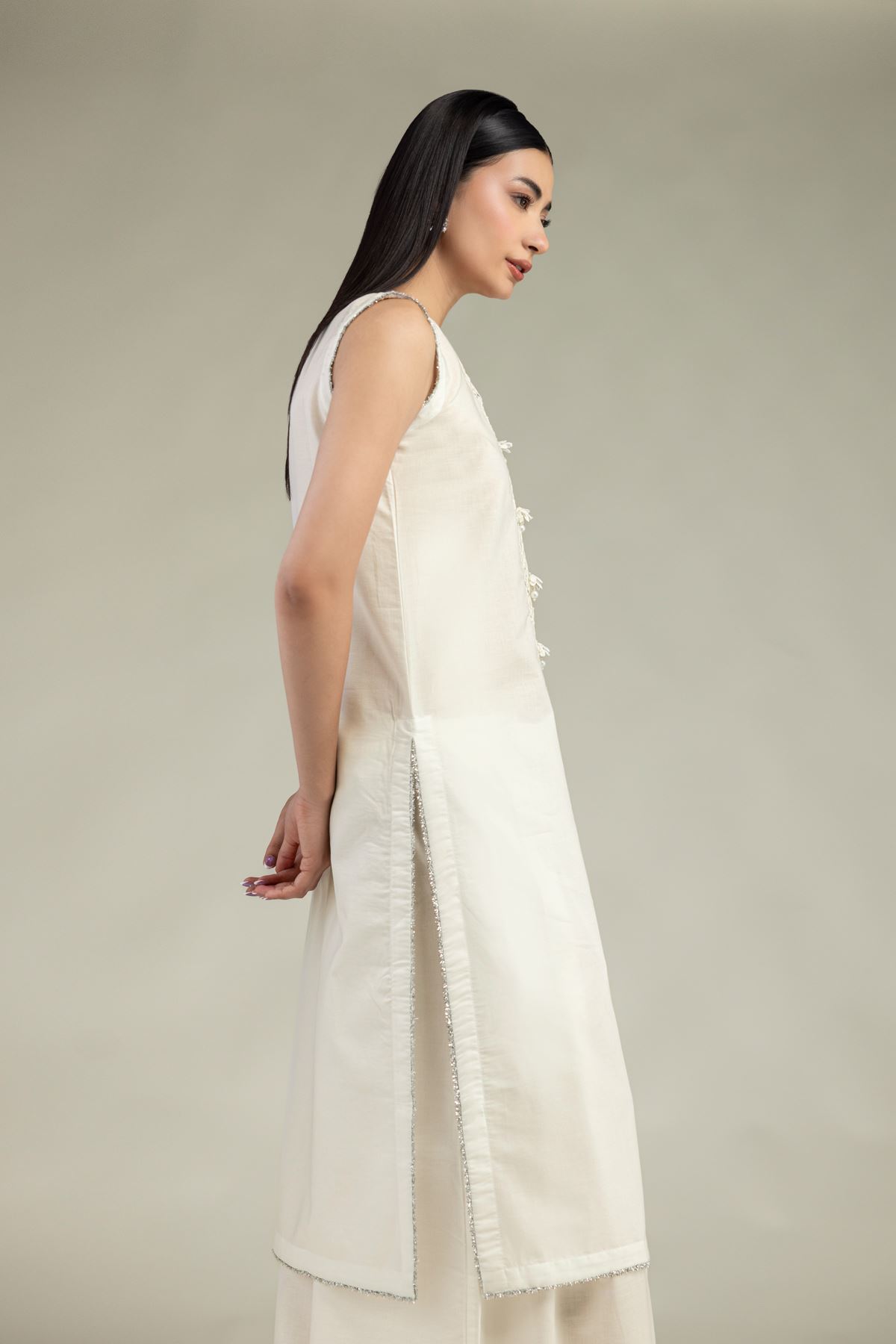 Embroidered Mesuri Short Sleeveless Kurta - 8-26-206-A-B1-VG