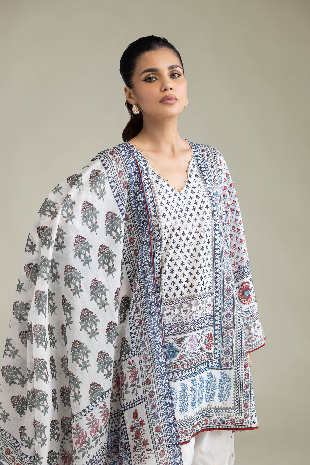 Embroidered Lawn Fabrics 3 Piece - T-A33-26-207FD1-VG