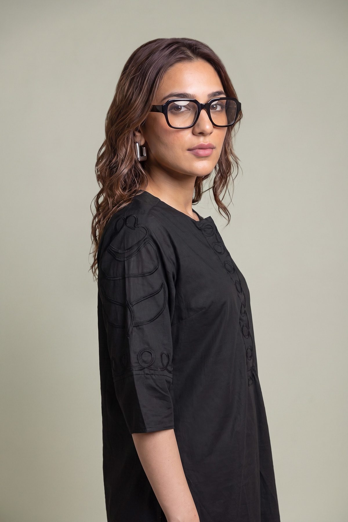 Dyed Poplin Black Round-Neck Kurta - 1-26-102-A-F-VG
