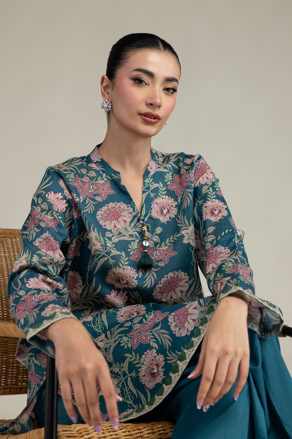 Embroidered Cambric Tailored 2-Piece Set - 1-26-102-A-F-VG