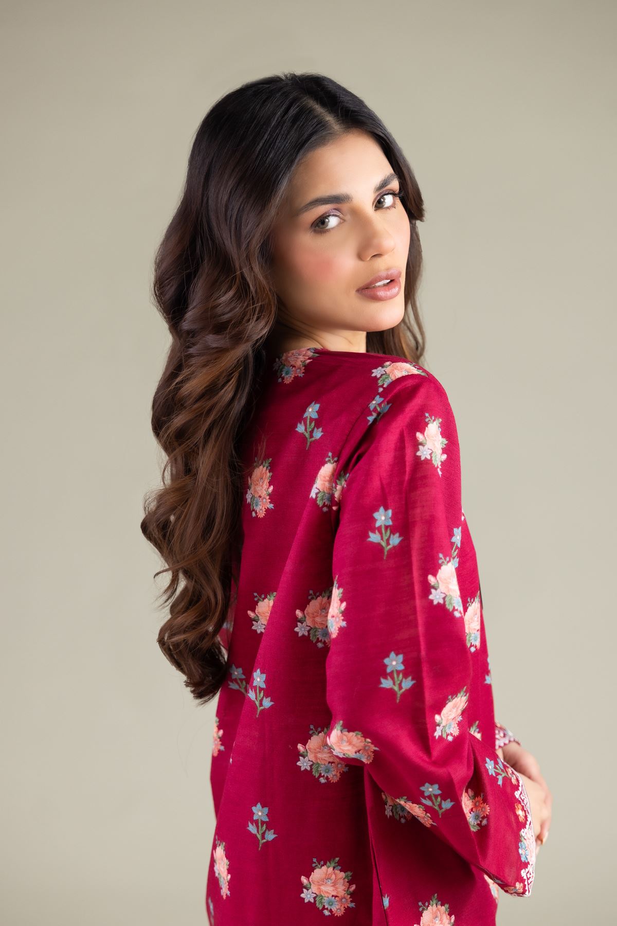Embroidered Textured Cotton Floral Threadwork Kurta - 25-00-X2-08TB-VG