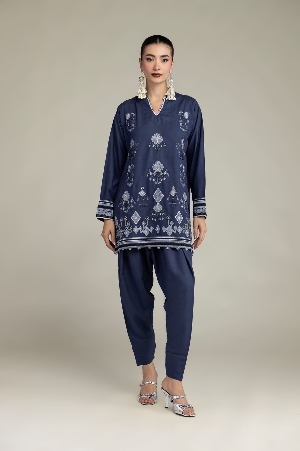 Embroidered Raw Silk Floral V-Neck Kurta - T-A22-26-215FJ1-VG