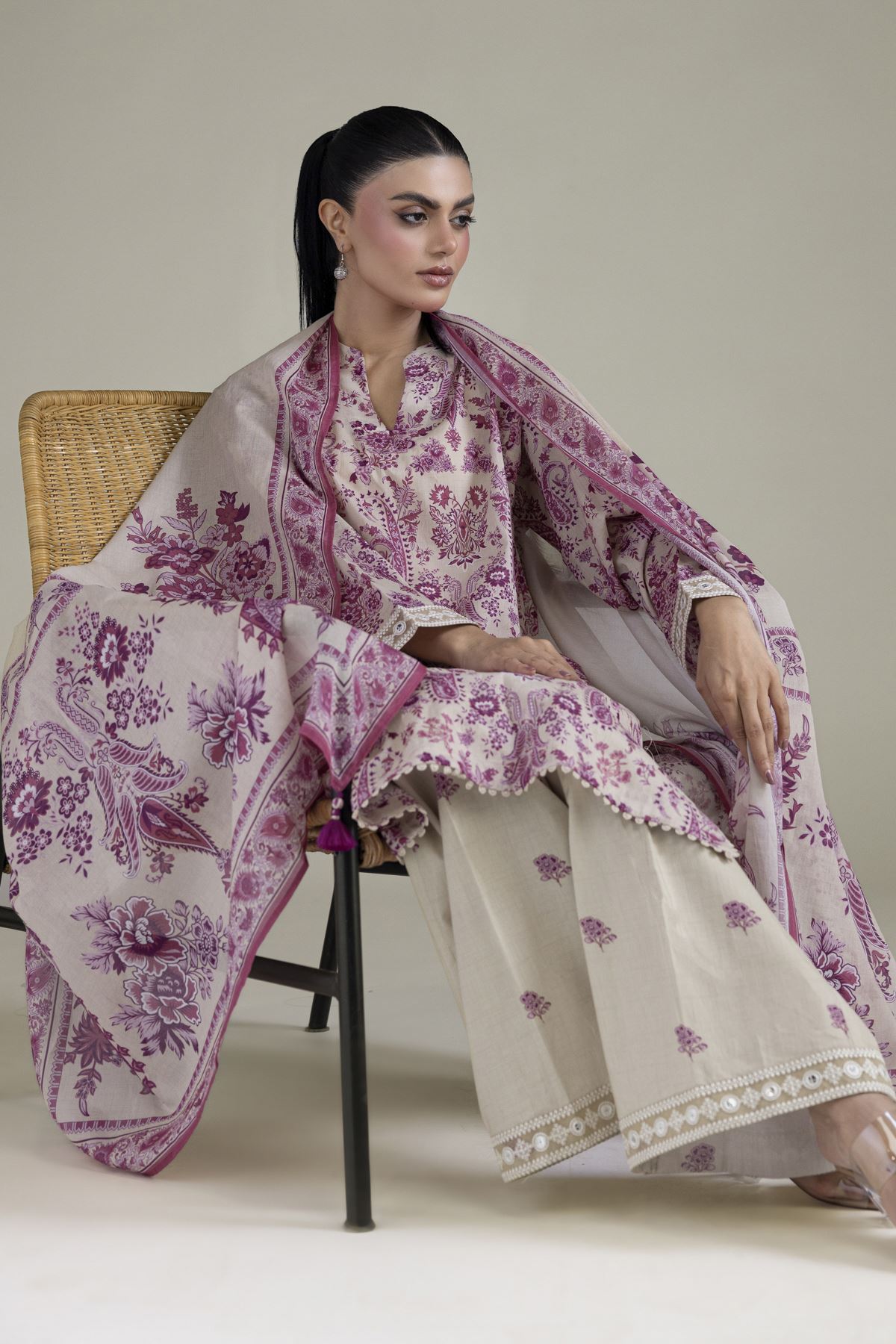 Embroidered Cambric Fabrics 3 Piece - A33-26-204FC1-VG