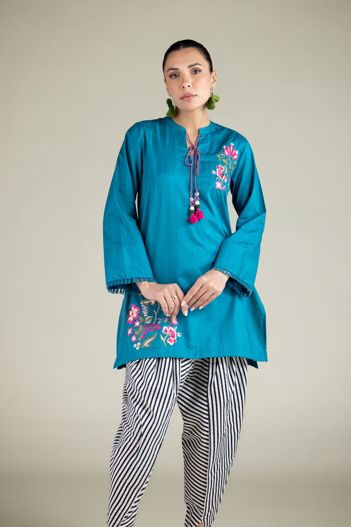 Embroidered Cotton Dobby Band Collar Kurta - 26-01-3E9-06TA-VG
