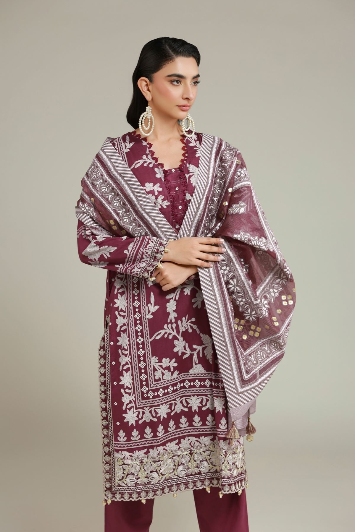 Embroidered Cambric Cambric 3-piece Tailored - T-A33-26-103FG2-VG