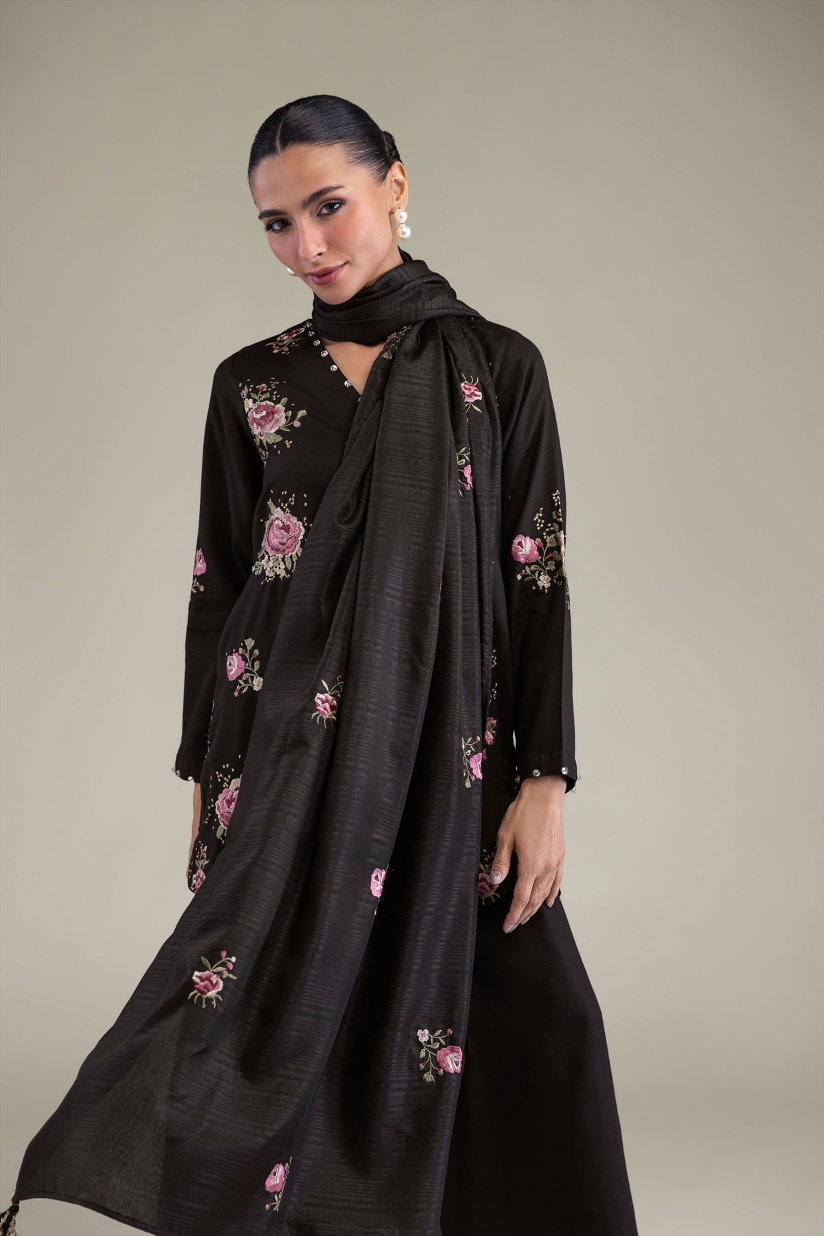 Embroidered Polyester Silk Black Floral Dupatta - 2-26-206-C-D1-VG