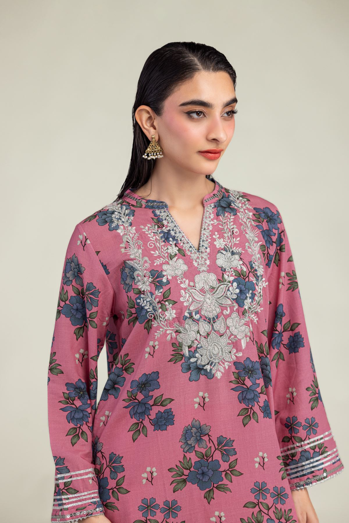 Embroidered Raw Silk Floral V-Neck Kurta - 1-26-325-B-G2-VG