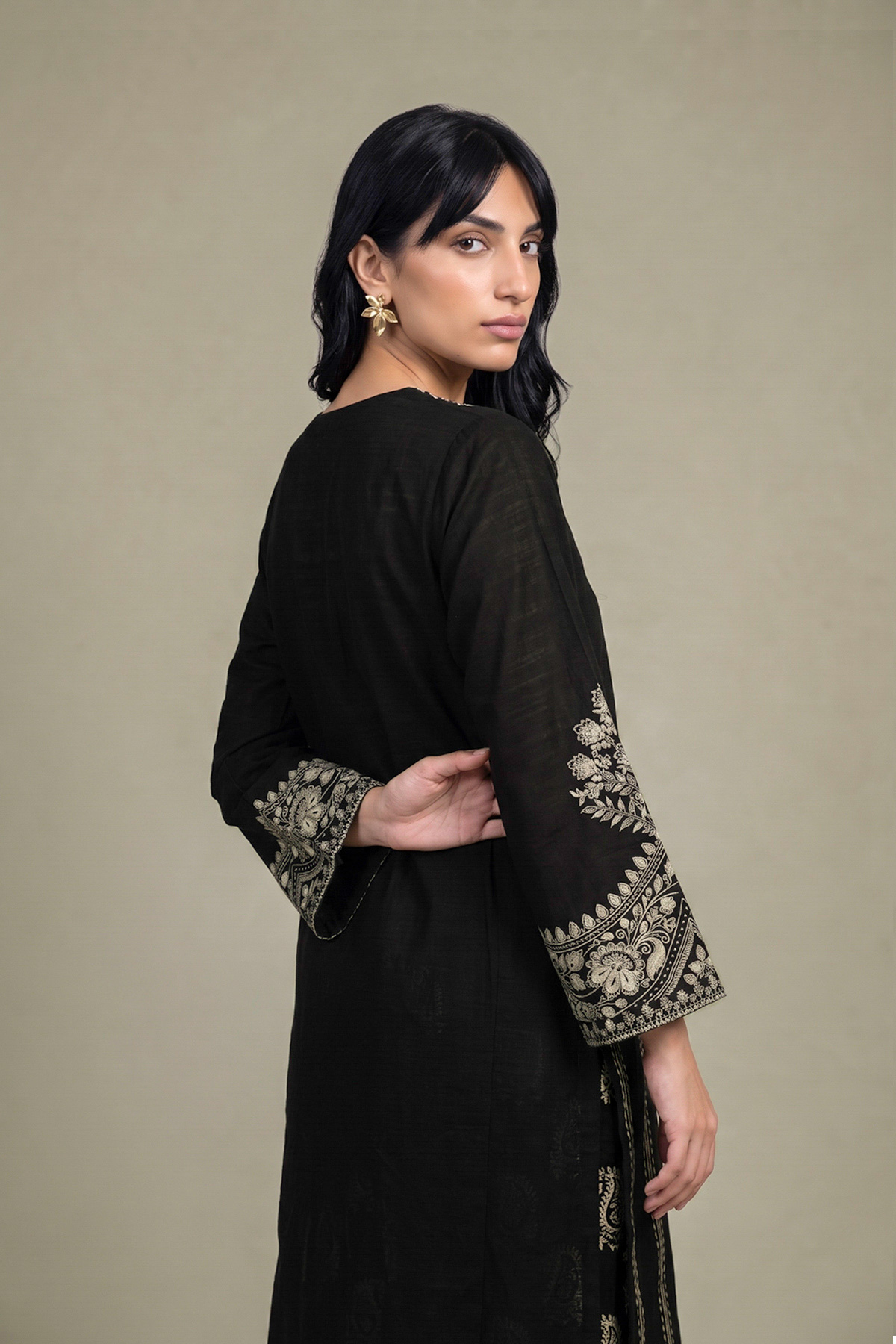 Printed Light Khaddar Black Khaddar Kurta - 2-26-308-A-G1-VG