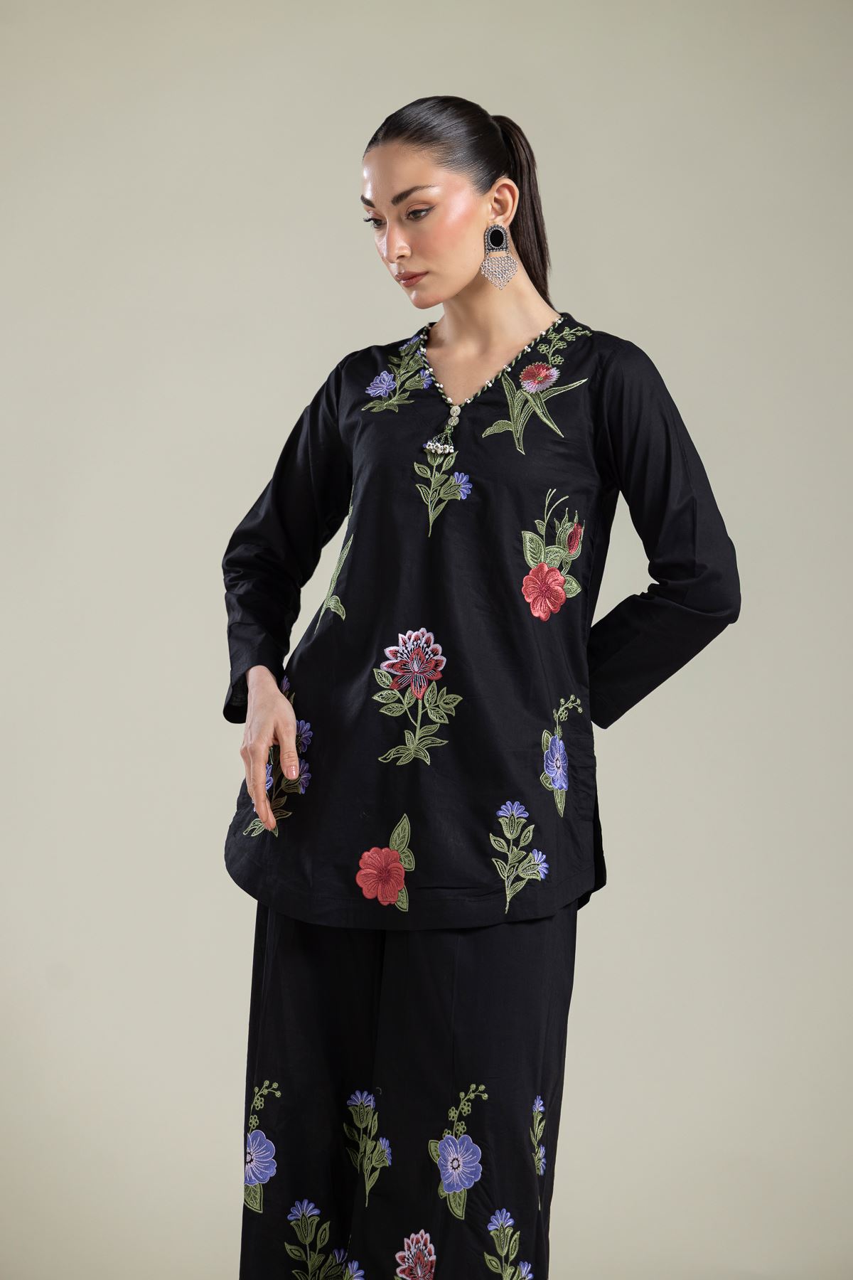 Embroidered Cambric Black V-Neck Kurta - 2-26-109-A-D-VG