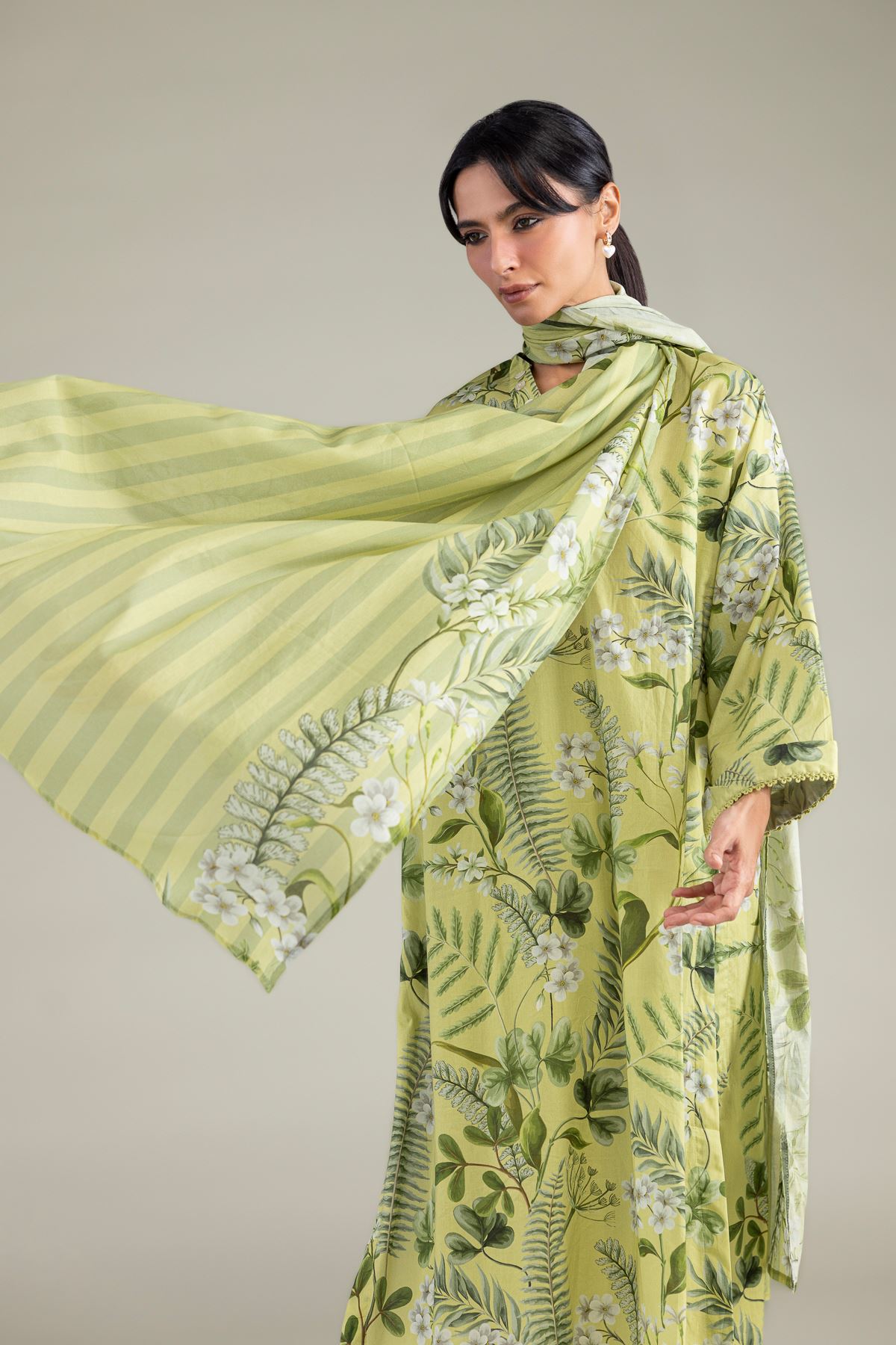 Printed Lawn Floral Lawn Dupatta - 1-26-305-C-H2-VG