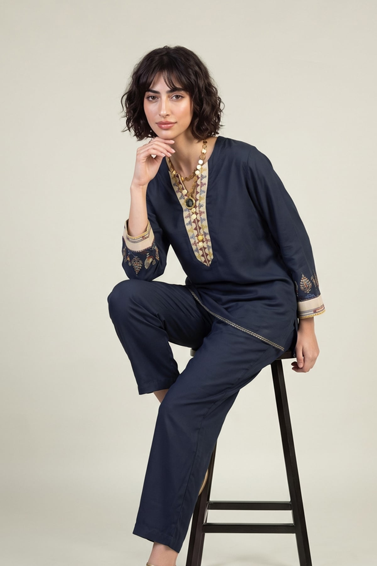 Embroidered Viscose Crepe Short V-Neck Tunic - 1-26-309-B-D1-VG