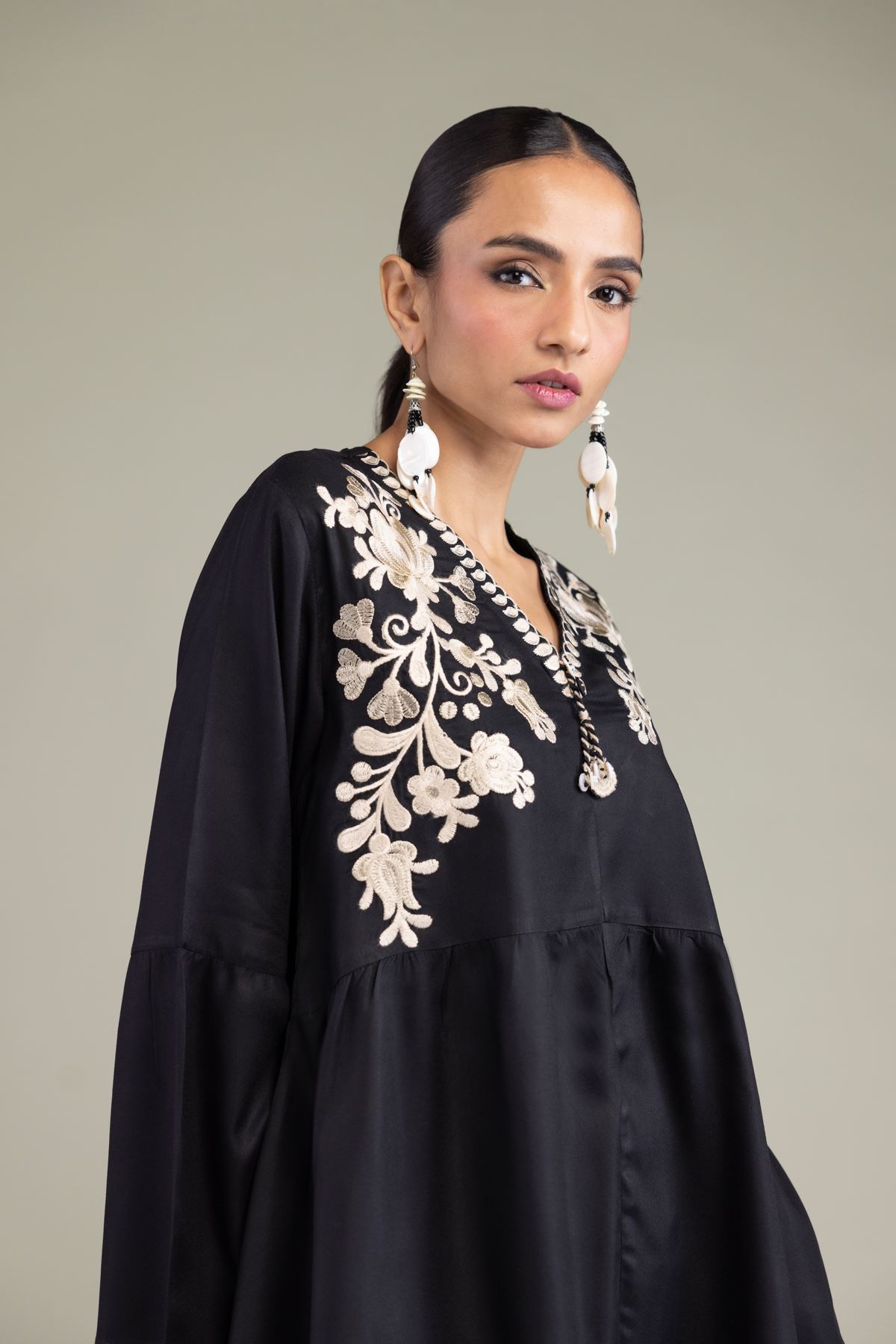Embroidered Viscose Crepe Black V-Neck Blouse - 8-26-204-A-C1-VG