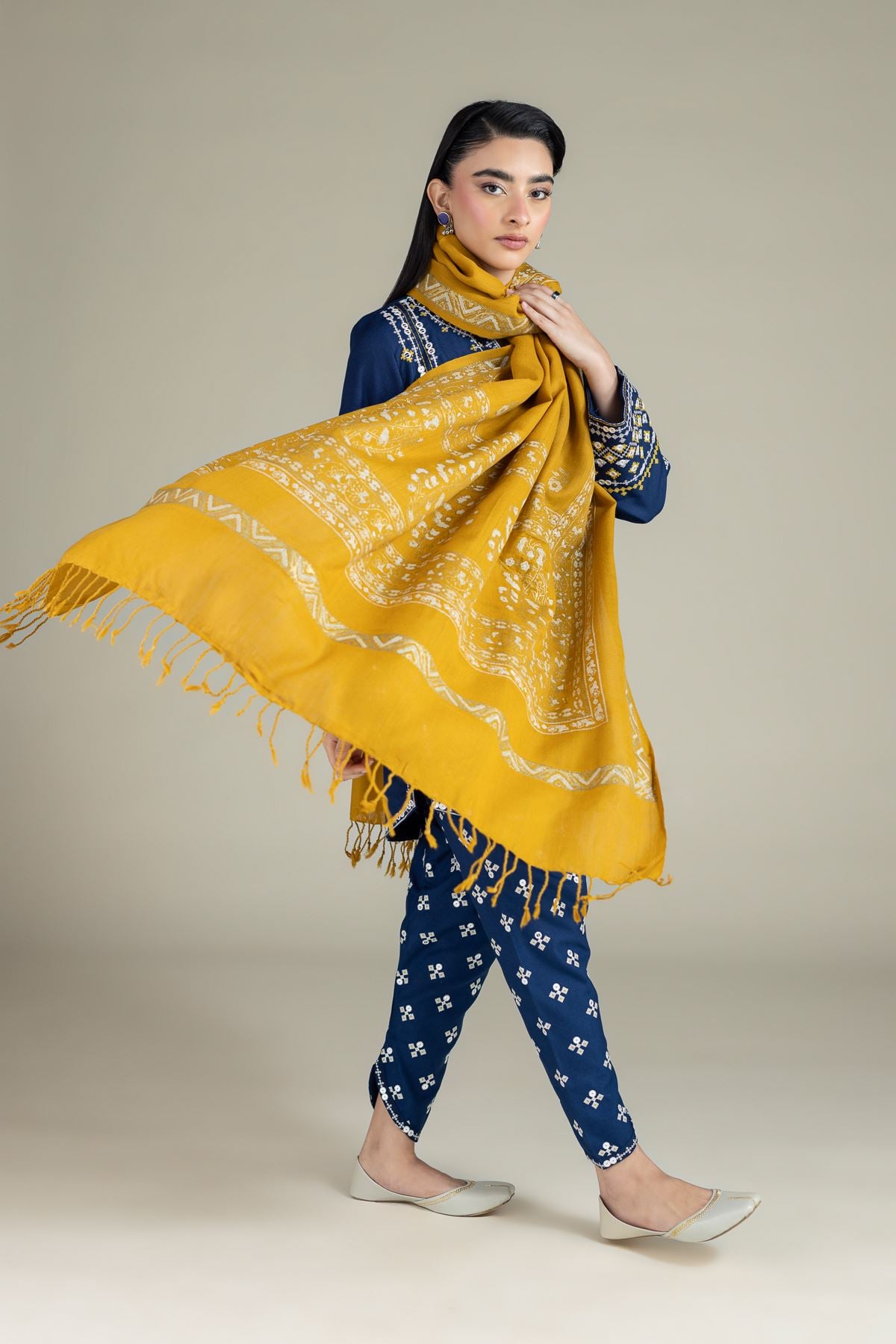 Dyed Acrylic Shawl - 25-10-12E1-04TA-VG