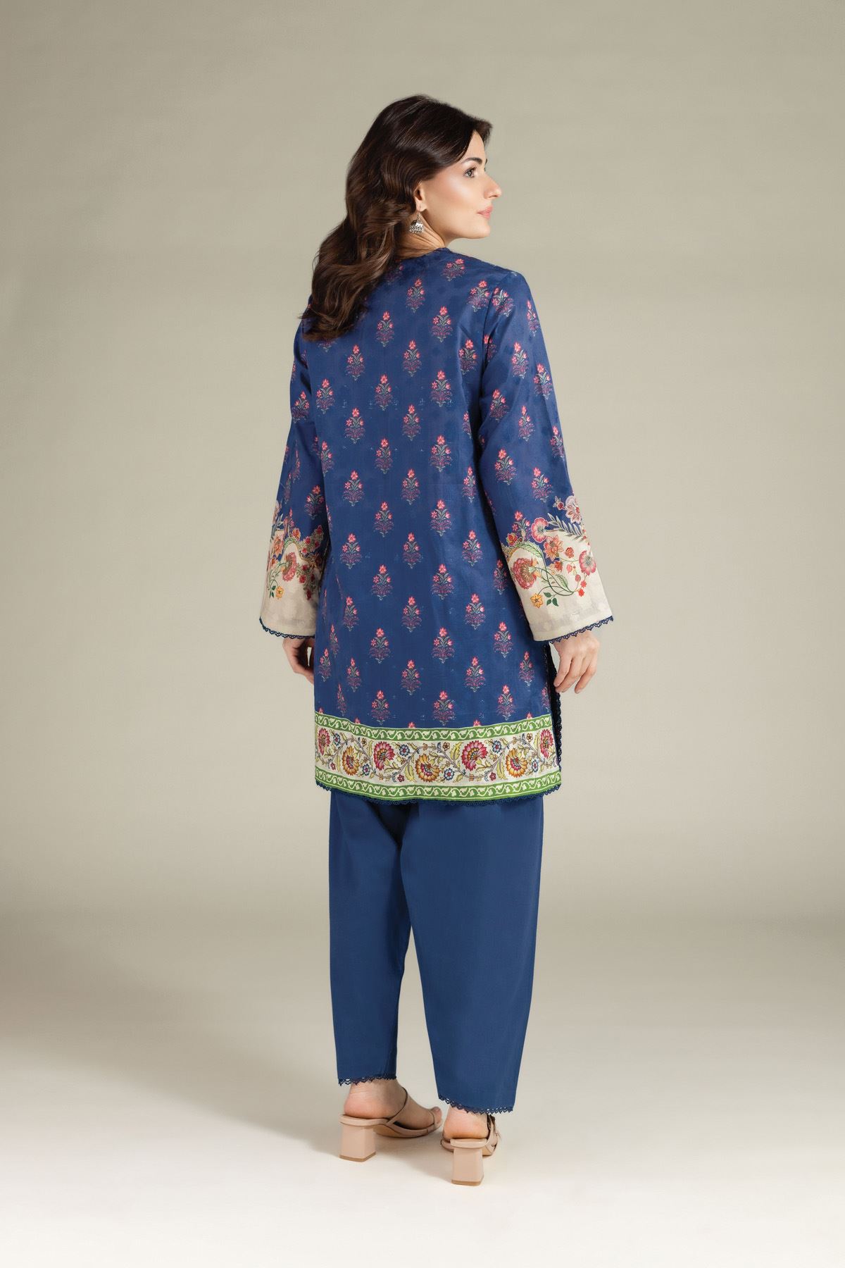Printed Broshia Tailored 2 Piece - T-A112-26-101EH1-VG