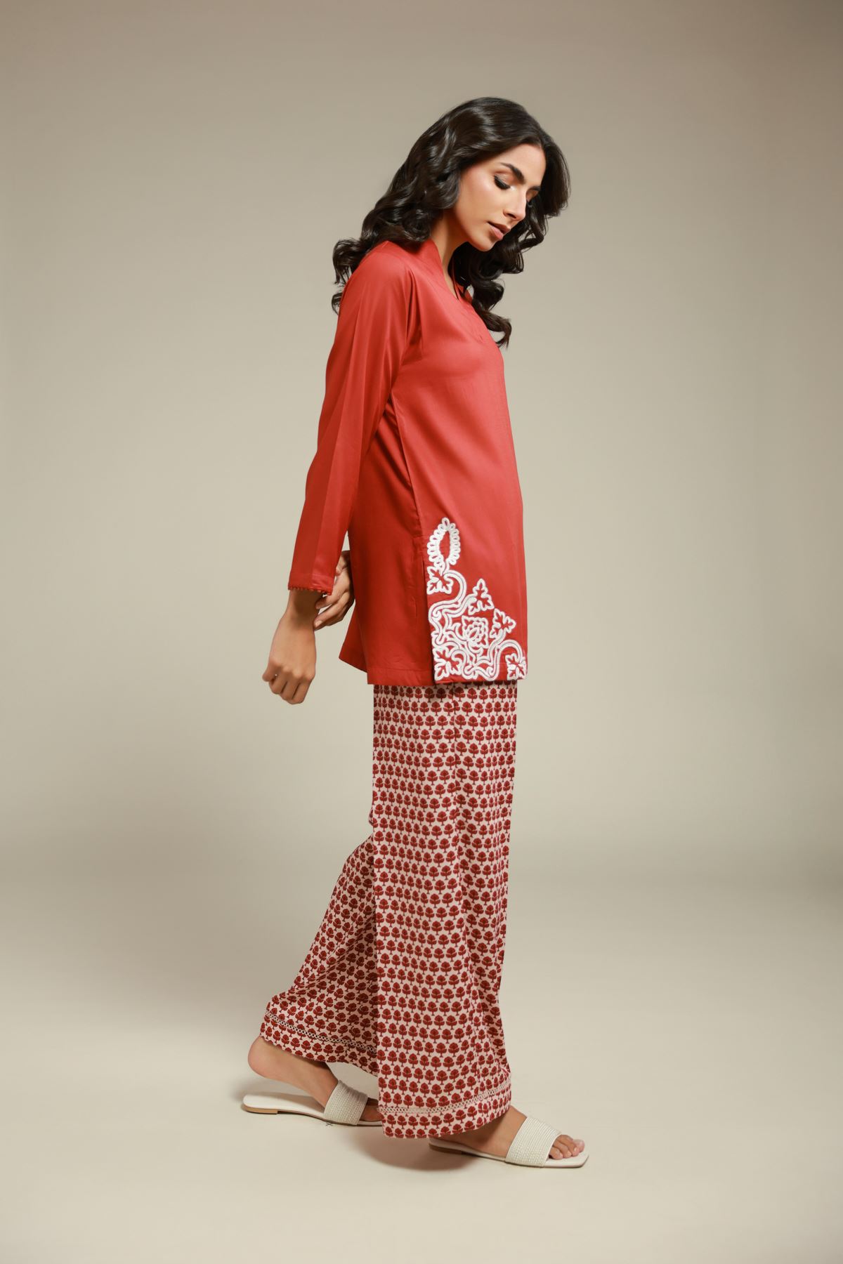 Embroidered Viscose Kurta - 1-26-101-A-D-VG
