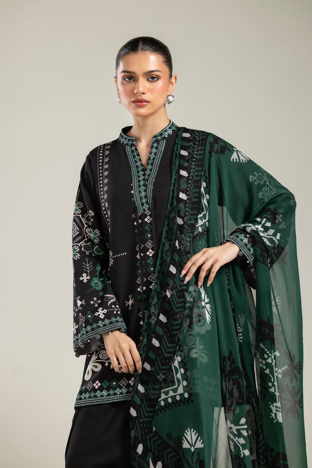 Embroidered Chiffon Green Floral Dupatta - 2-26-109-A-F-VG