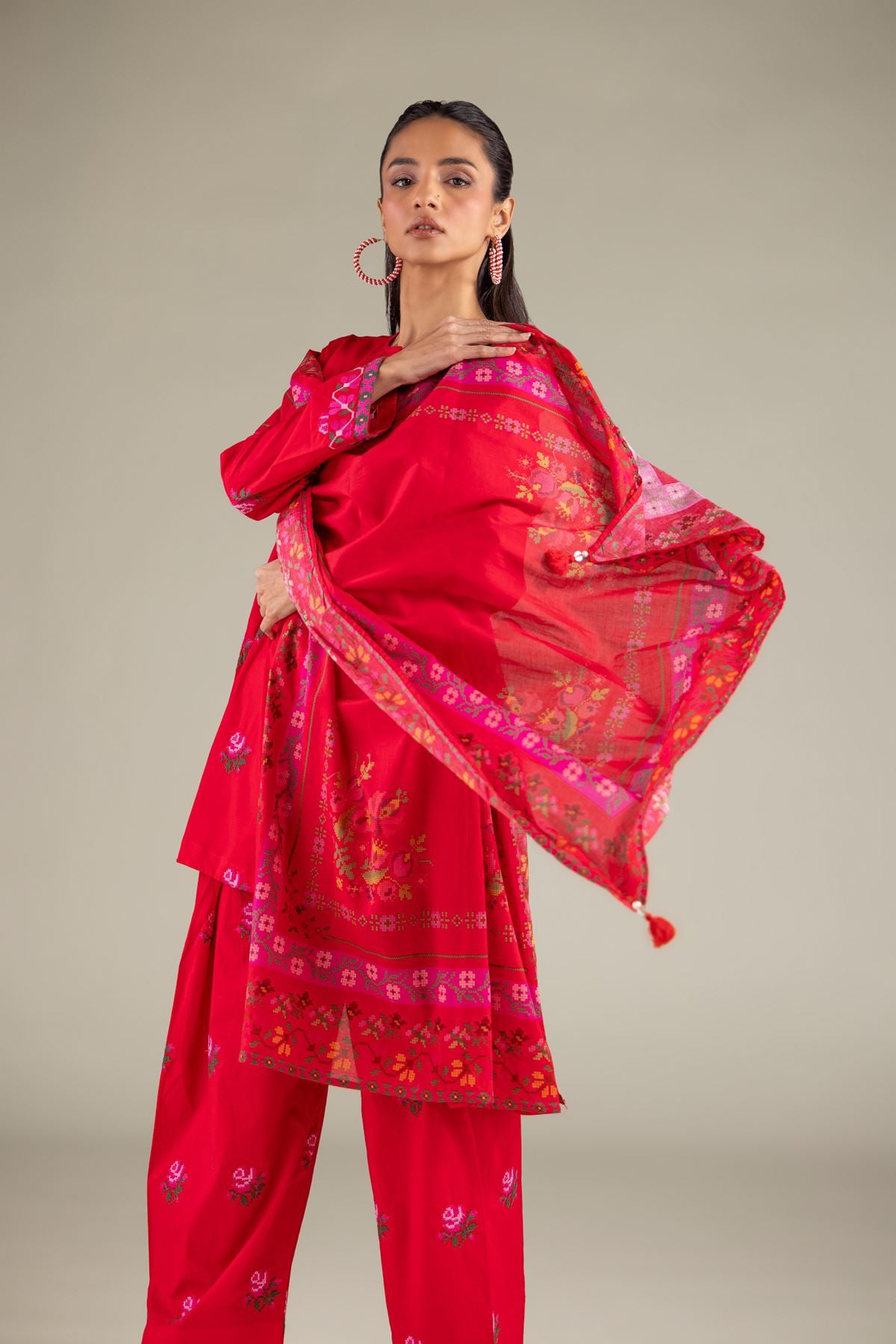Embroidered Lawn All-Season Floral Dupatta - 1-26-146-A-B-VG