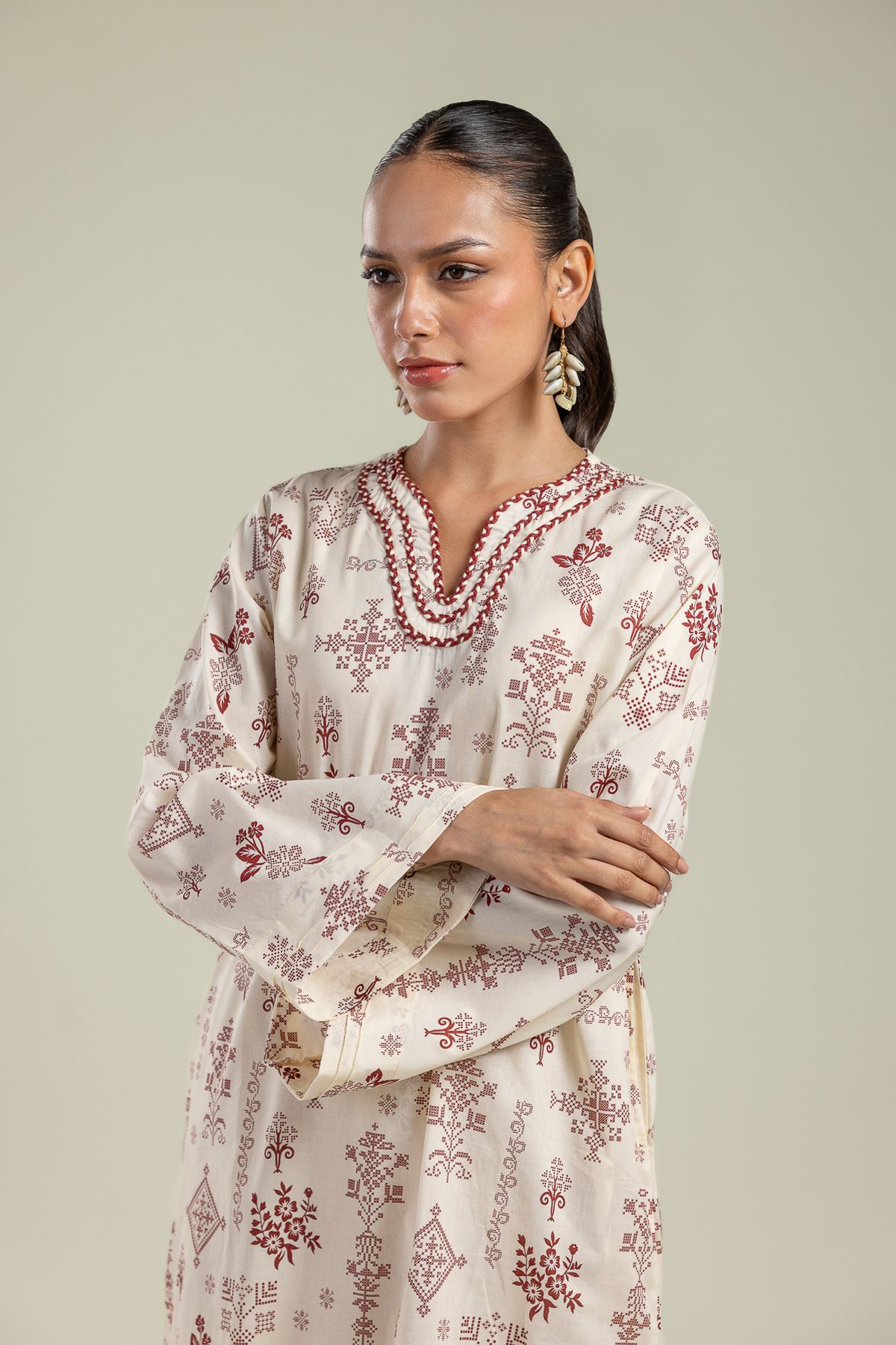 Printed Cambric Long Floral Kurta - 26-01-2E1-09TA-VG