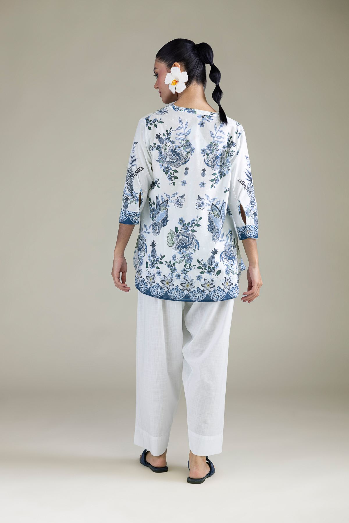 Embroidered Cambric Short Cambric Shirt - 1-26-211-A-A2-VG