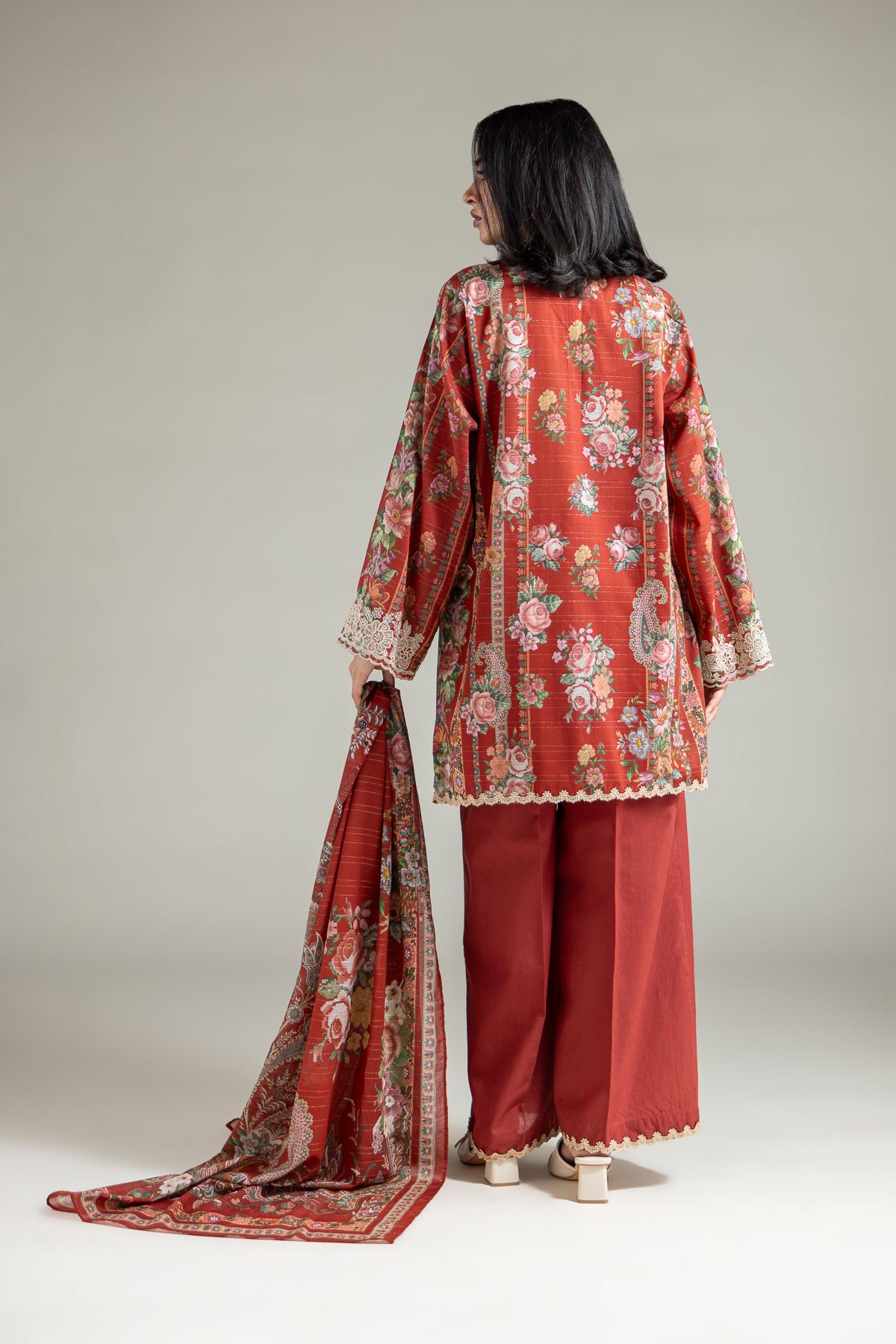 Embroidered Mesuri 3-Piece Tailored Set - T-A22-26-124FI2-VG