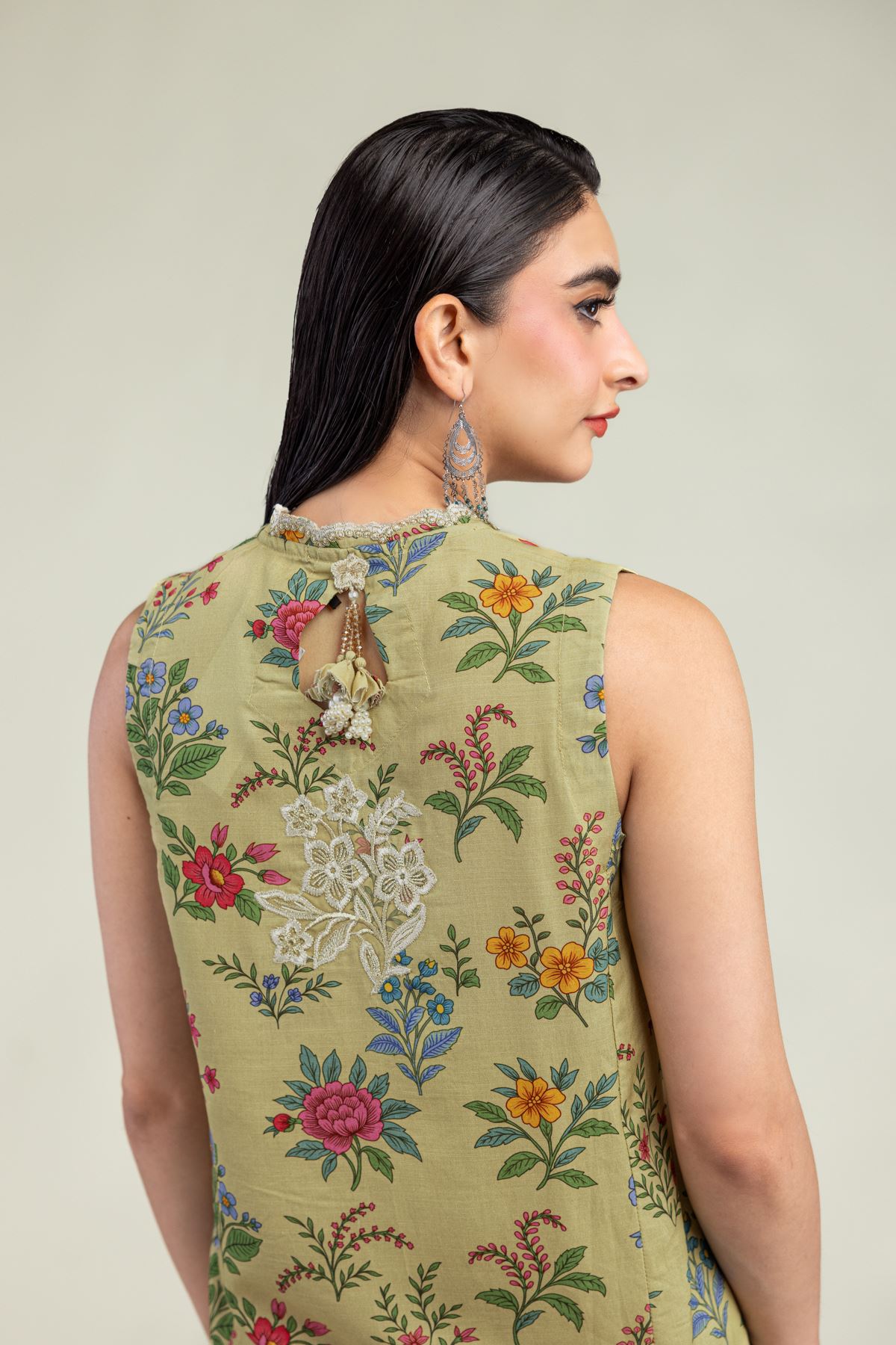 Embroidered Raw Silk Silk Sleeveless Kurta - 1-26-245-A-D2-VG