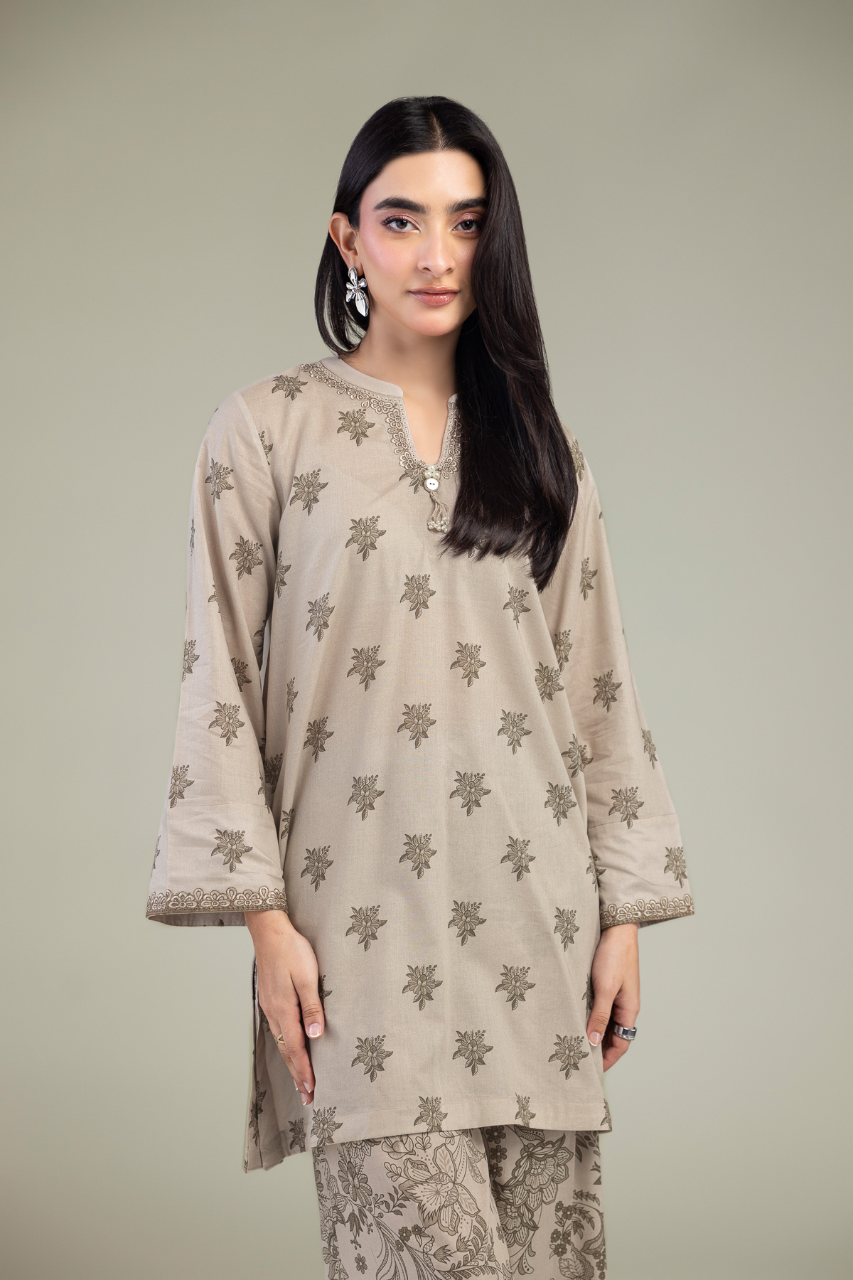 Embroidered Cambric Floral Cambric Kurta - 1-26-102-A-F-VG
