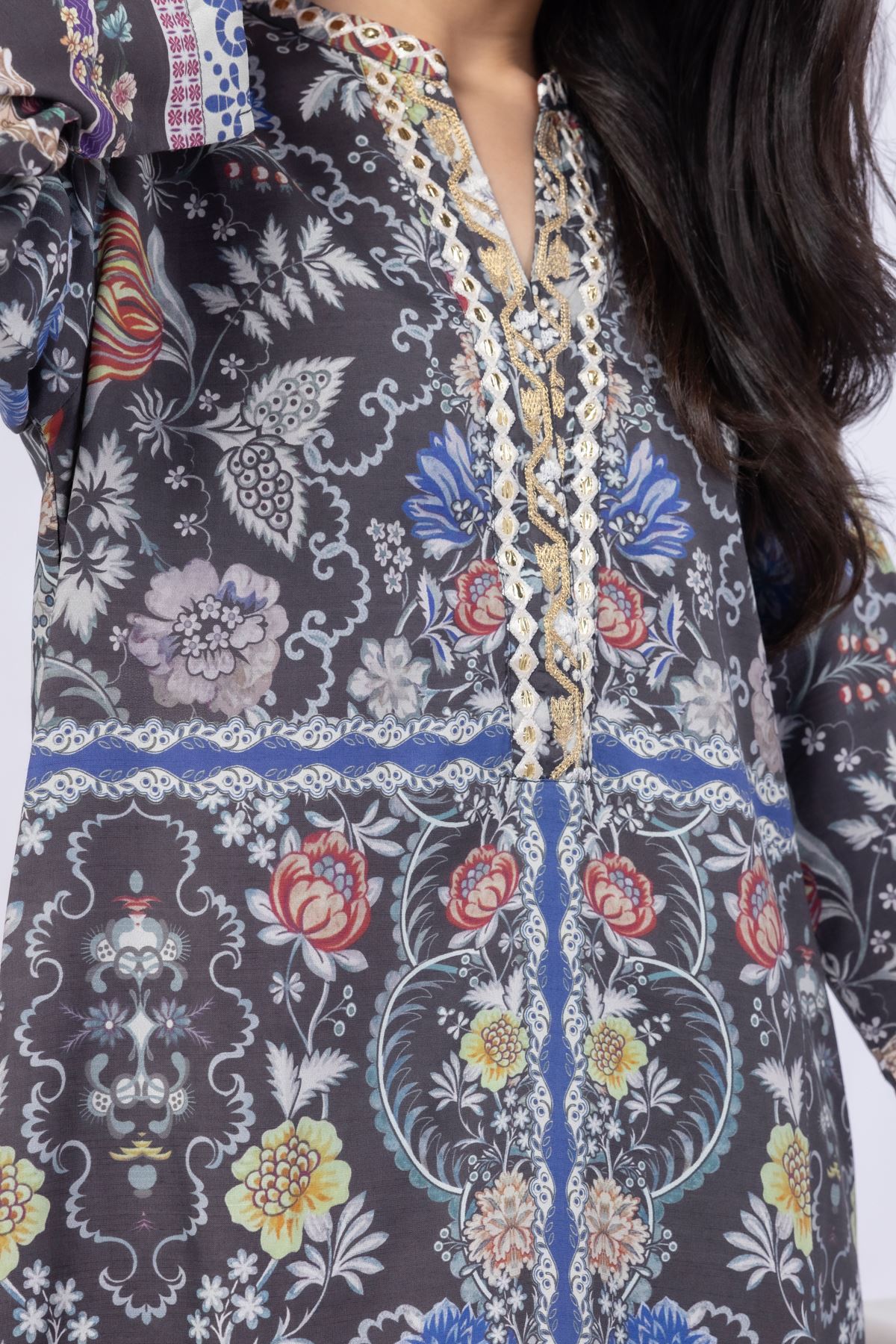 Embroidered Russian Raw Silk Kurta - 25-09-9S3-07TB-VG
