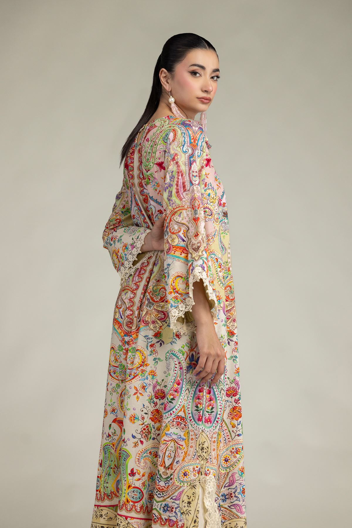 Embroidered Raw Silk Silk Floral Kurta - 2-26-212-A-H1-VG