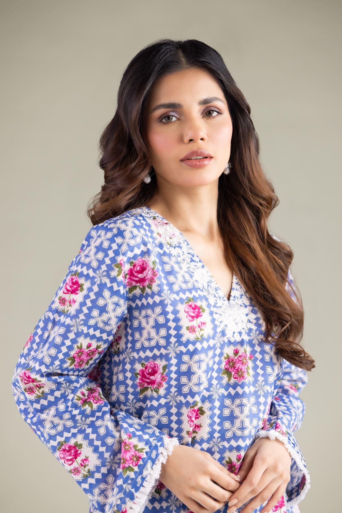 Embroidered Textured Cotton Geometric V-Neck Kurta - 1-26-108-A-F-VG