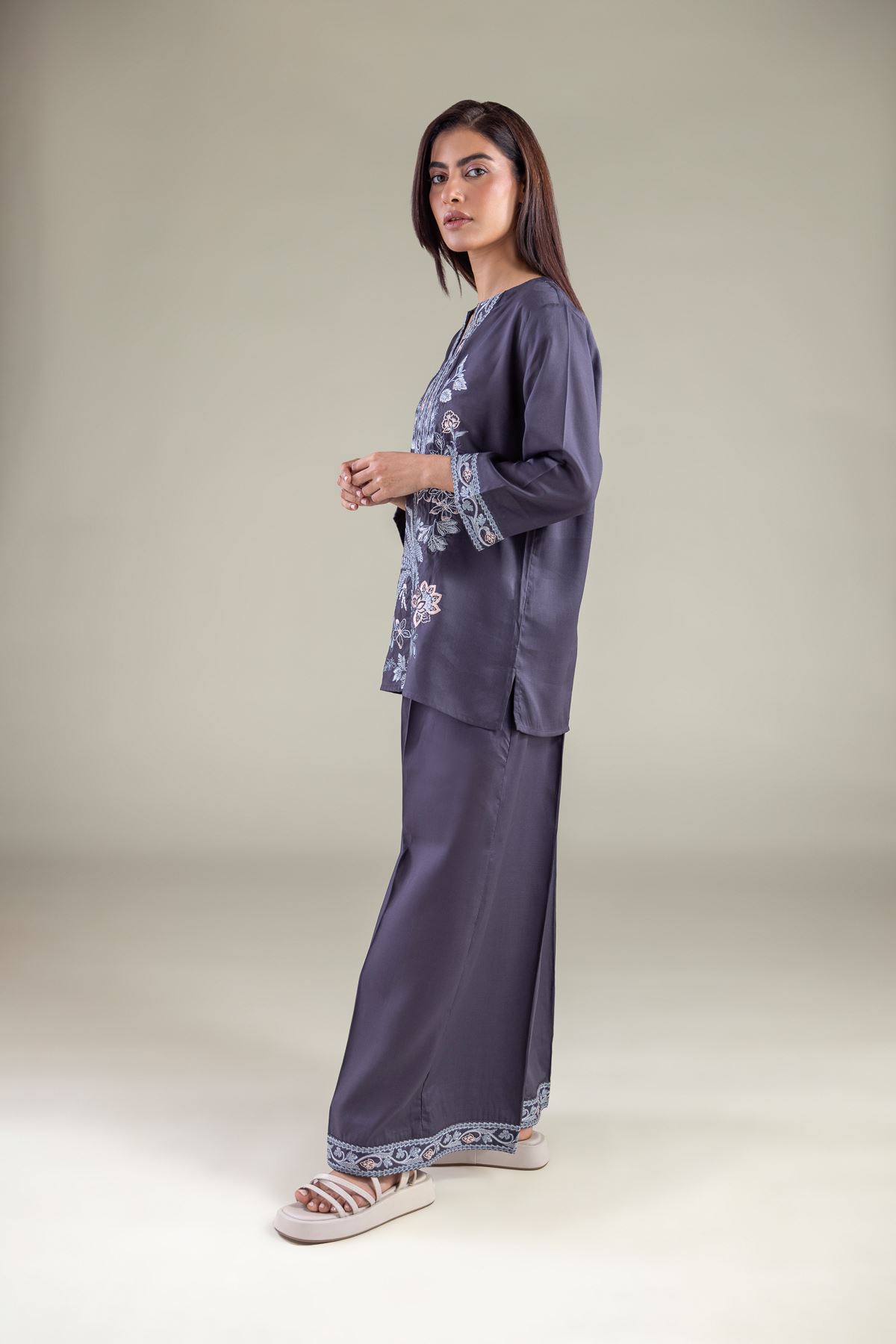 Embroidered Textured Weave Tunic - 6-26-102-A-A-VG