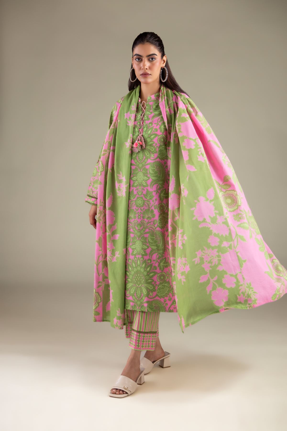 Printed Lawn Floral Summer Dupatta - 1-26-125-A-F-VG