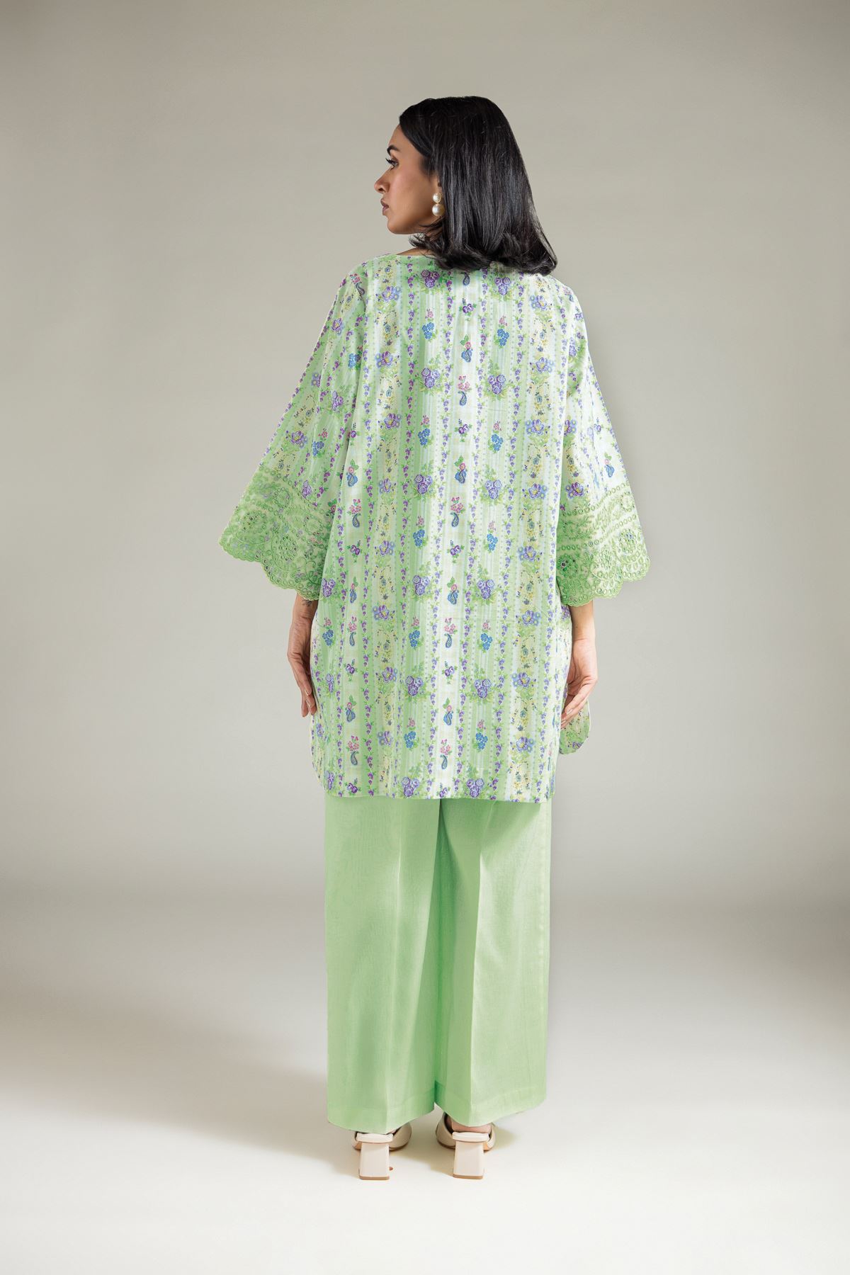 Embroidered Textured Lawn Tailored Lawn Set - T-A112-26-120EA2-VG