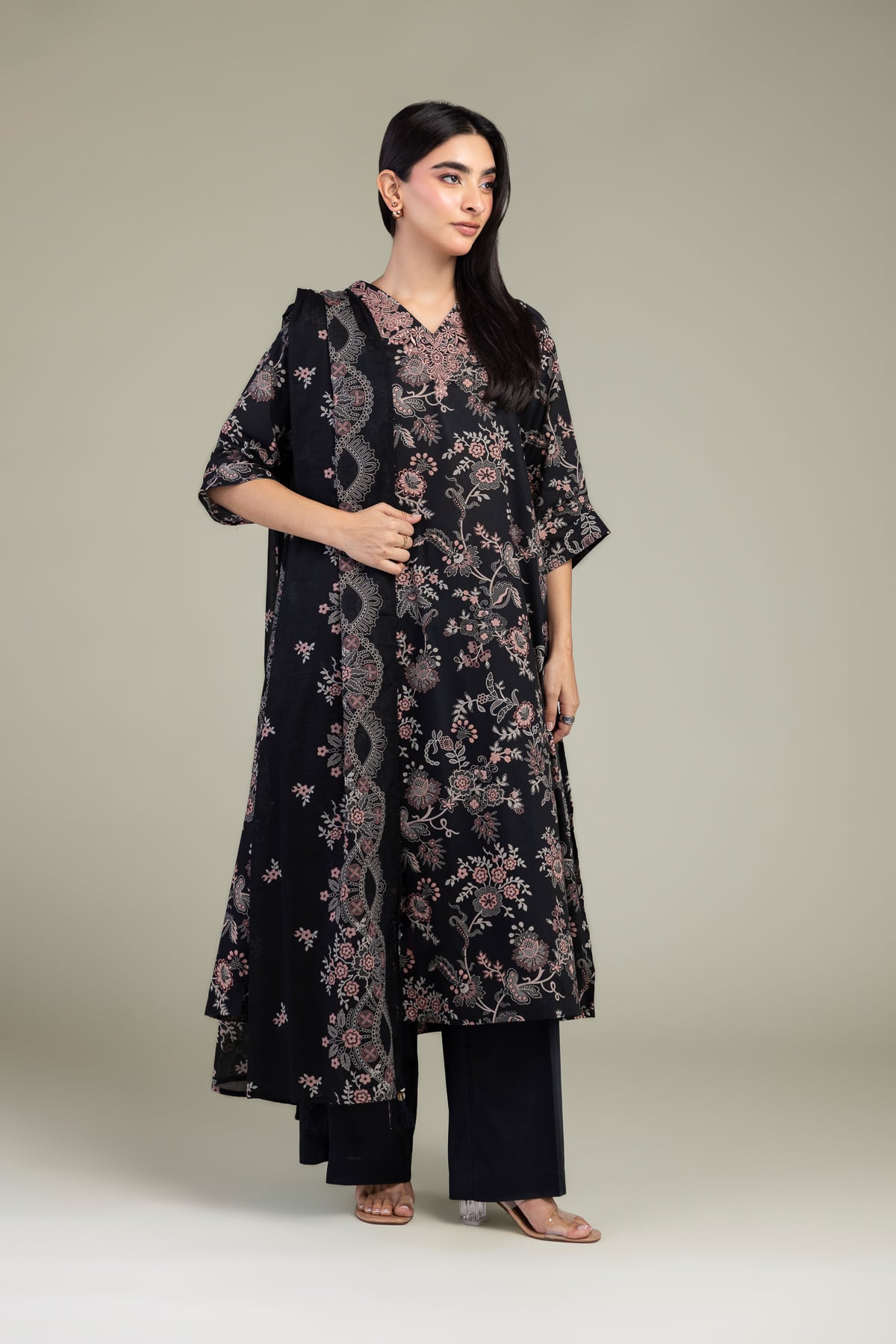 Embroidered Cambric Black Cambric Kurta - 1-26-320-A-J2-VG