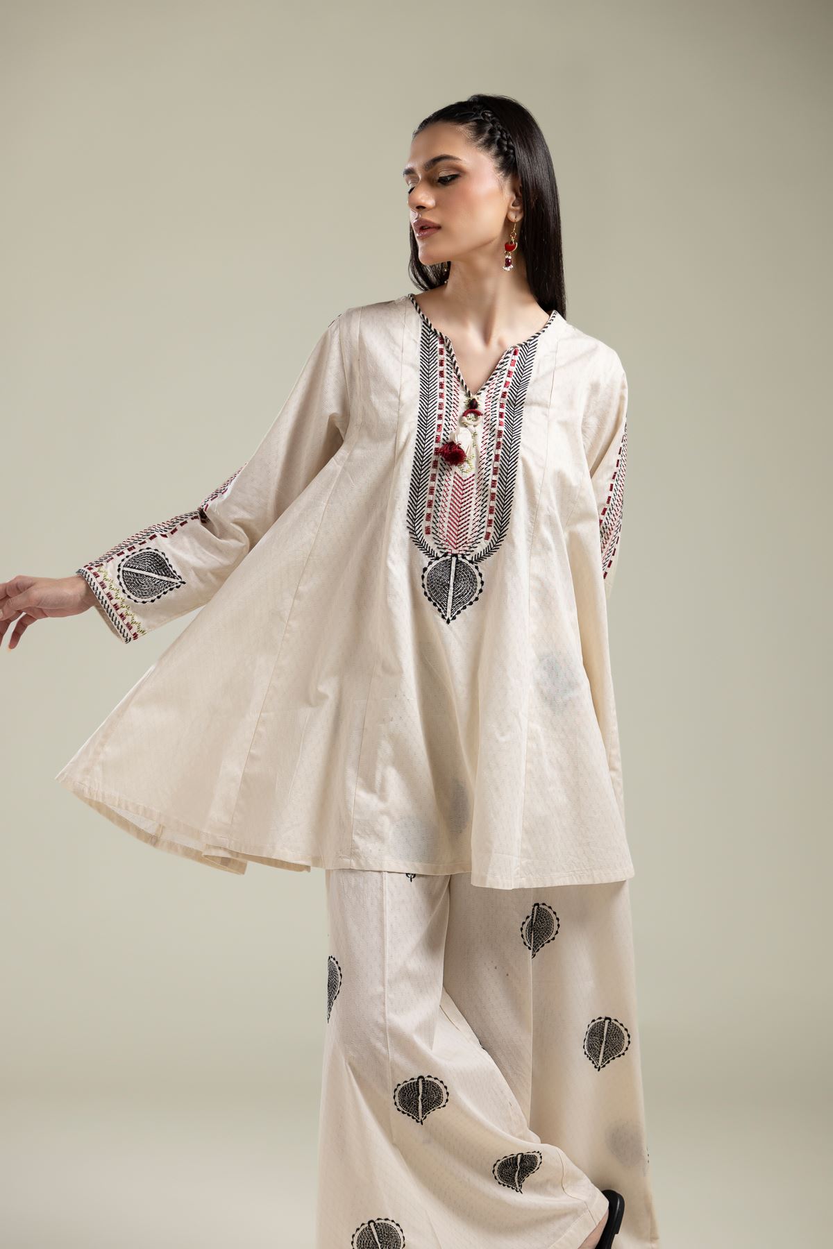 Embroidered Cotton Dobby Short White Kurta - 2-26-215-A-F-VG