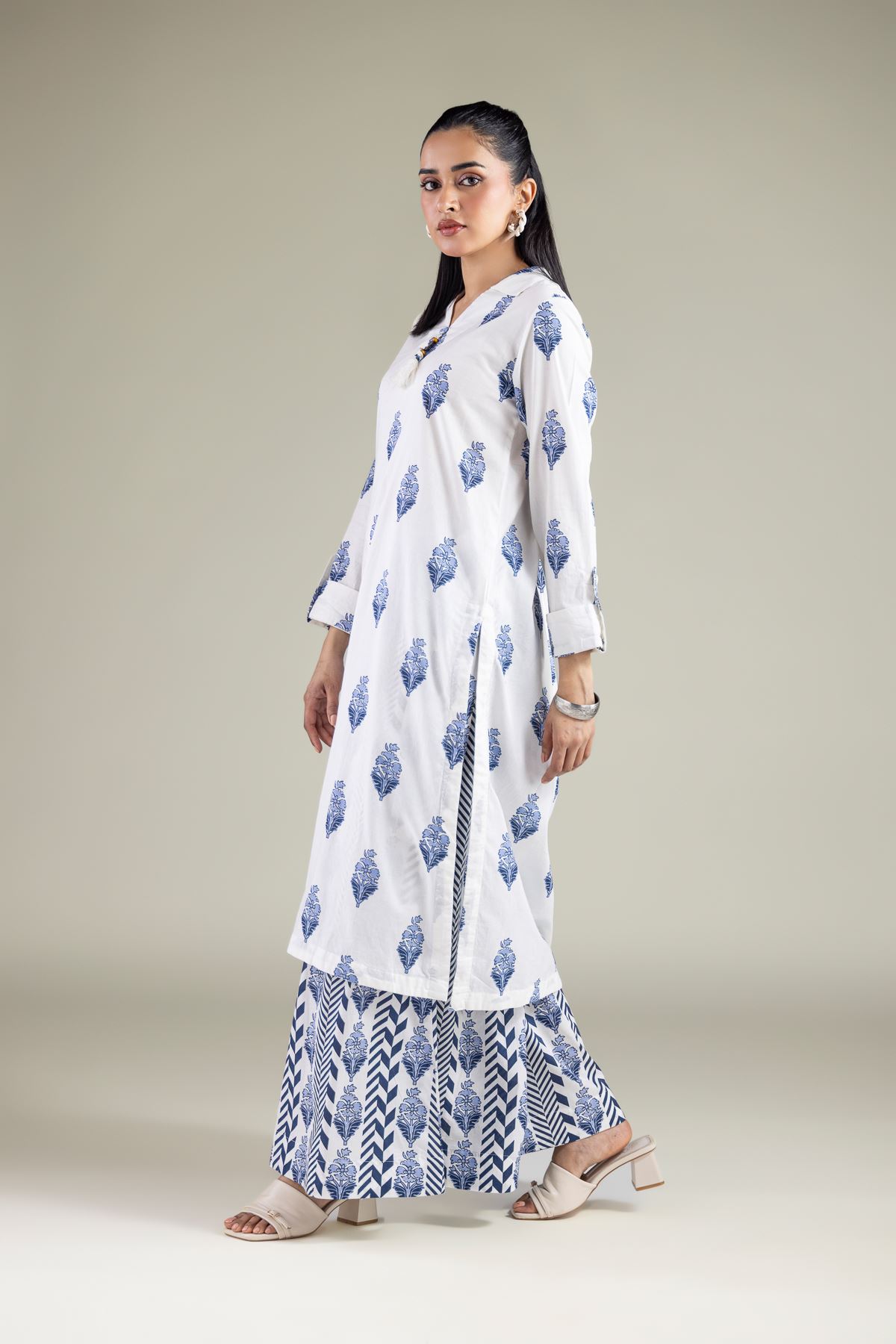Printed Cambric Long Cambric Kurta - 2-26-103-A-F-VG