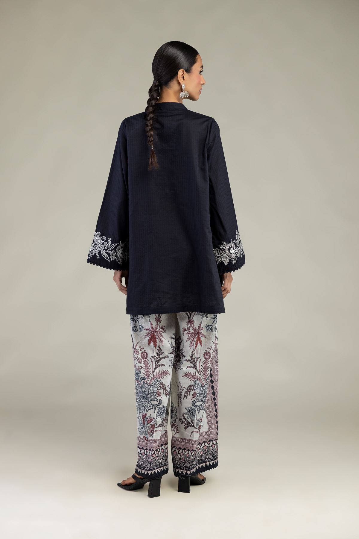 Embroidered Cotton Dobby Short V-Neck Kurta - 1-26-241-A-A1-VG