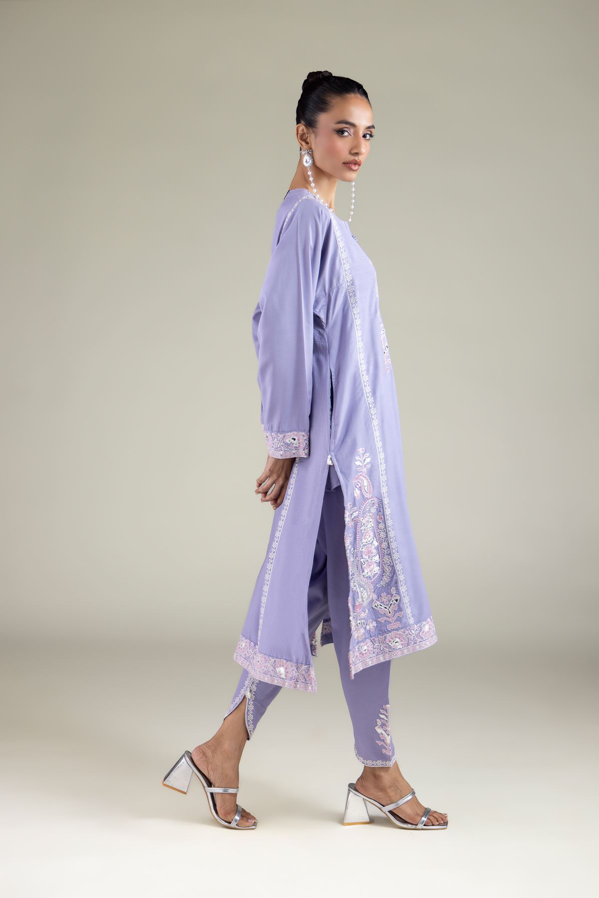 Embroidered Raw Silk Floral Embroidered Shalwar - 25-04E48-07TA-VG