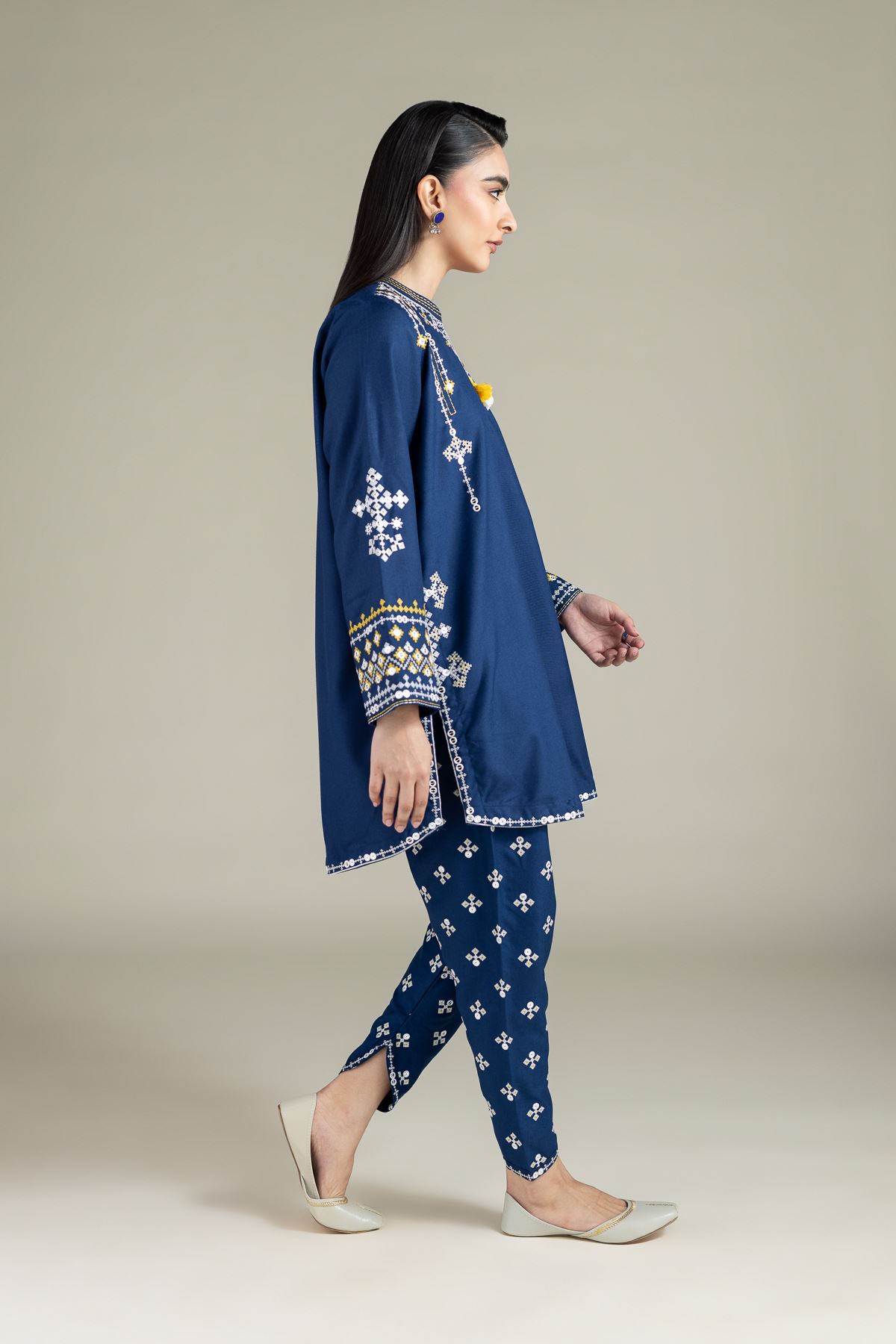 Embroidered Heavy Blended Viscose Shalwar - 25-04E48-07TA-VG