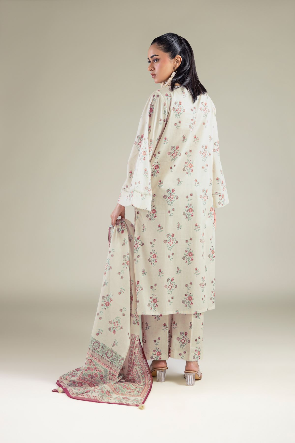 Embroidered Lawn 3-Piece Tailored Lawn - T-A11-26-118FI2-VG