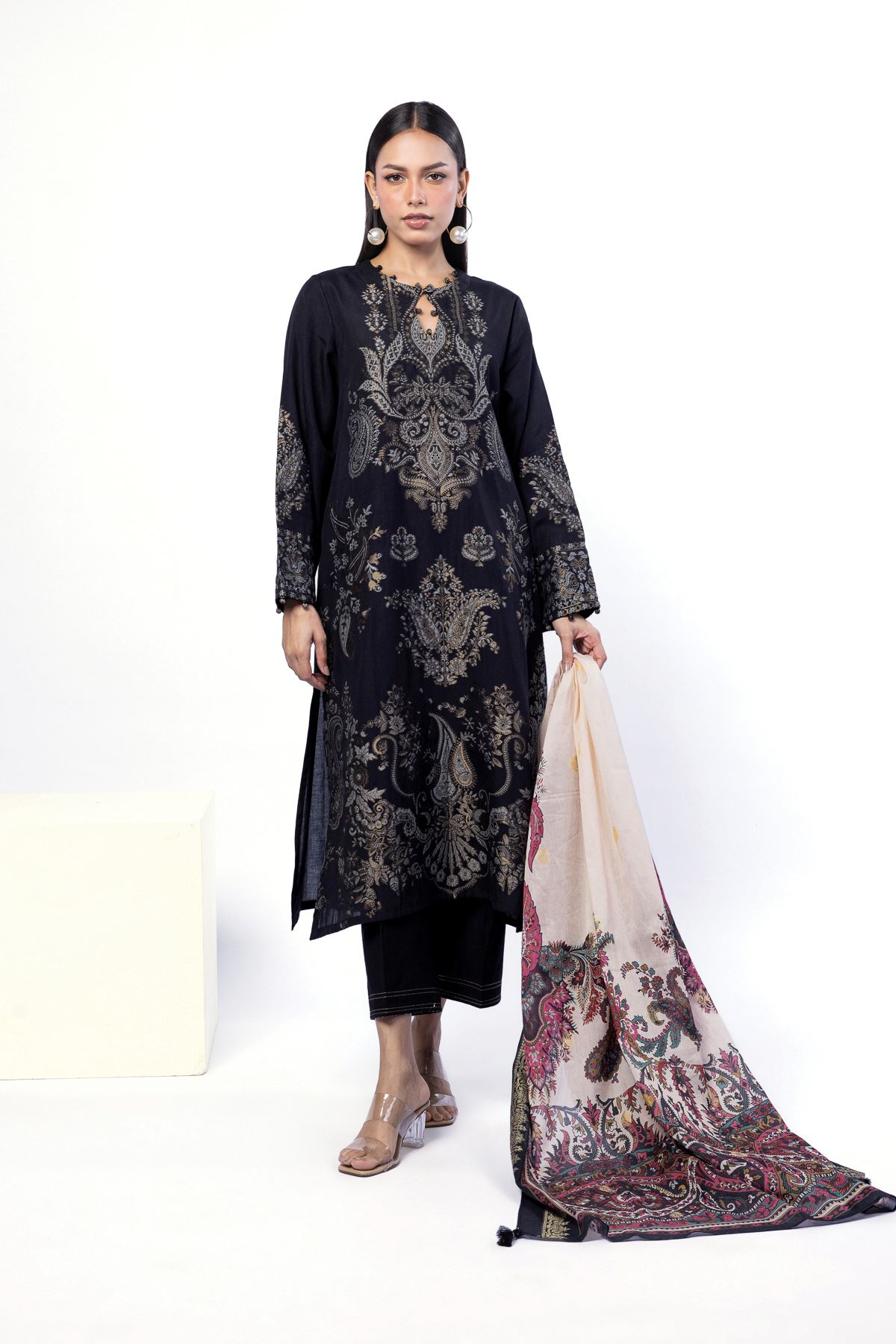 Dyed Jacquard Fabrics 3 Piece - 1001920454